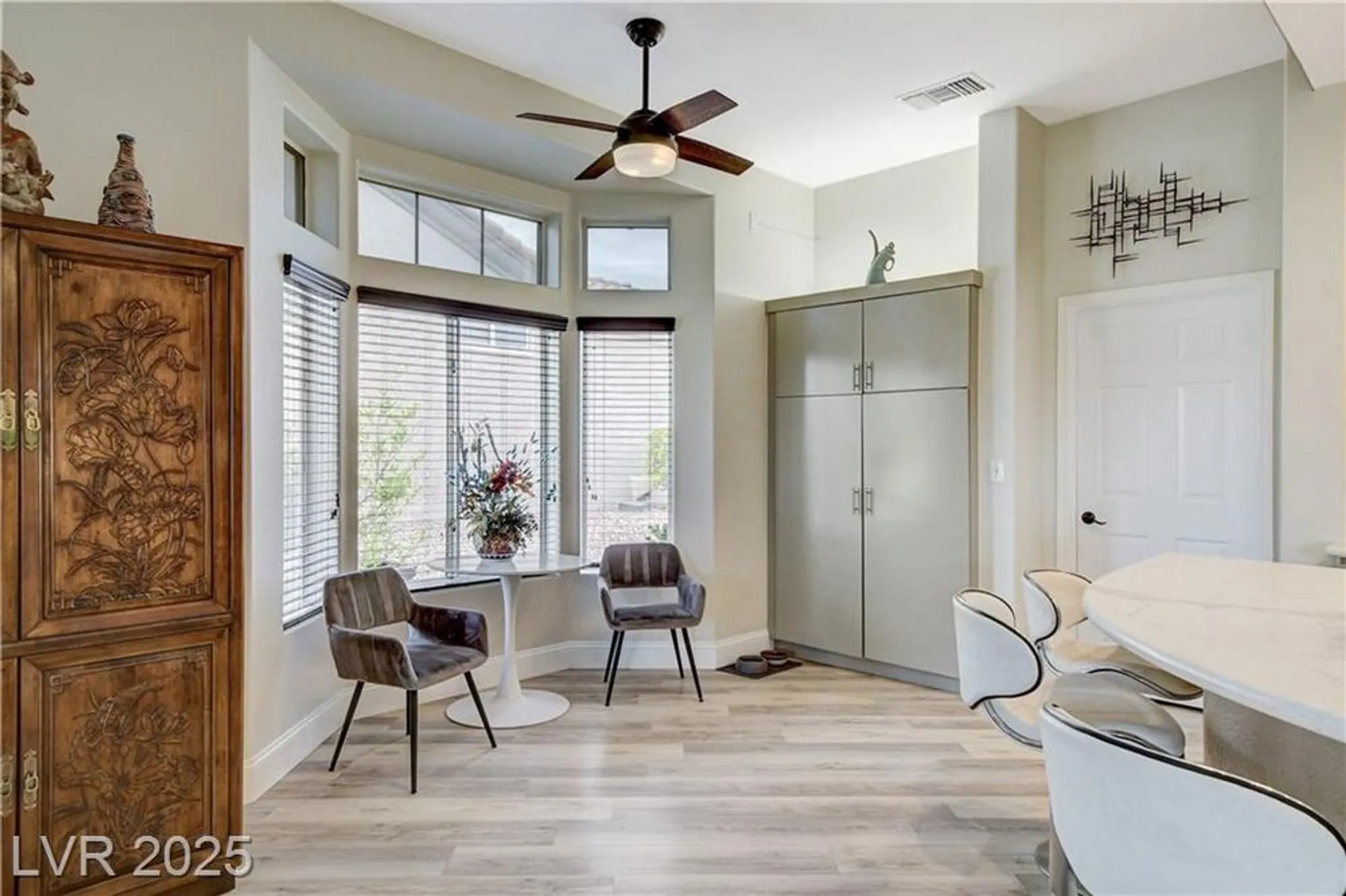 Property Slideshow image 22 of 80 | 2832 castle bar dr, Las Vegas, NV, 89134