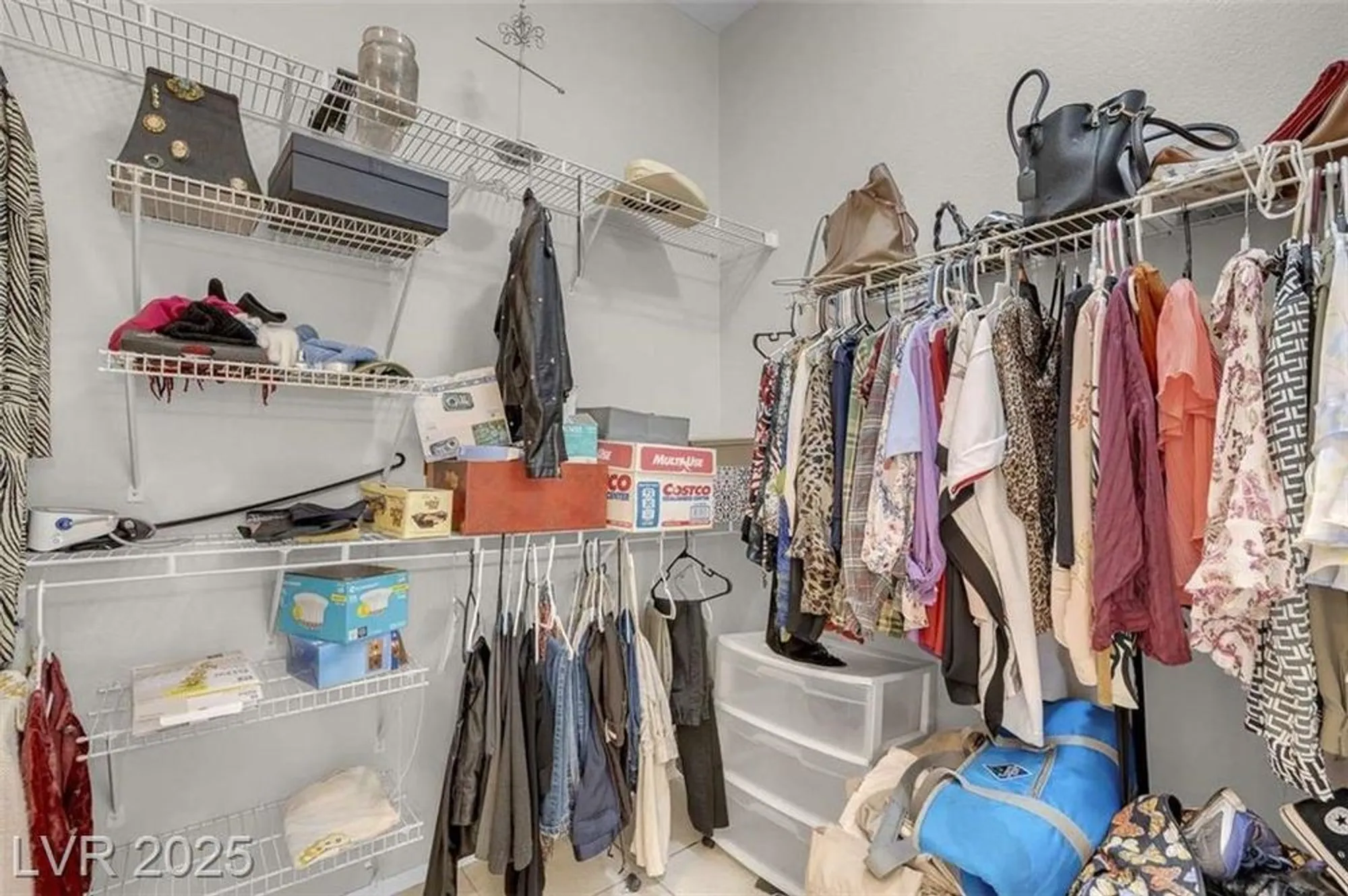 Property Slideshow image 34 of 44 | 10017 bundella dr, Las Vegas, NV, 89134