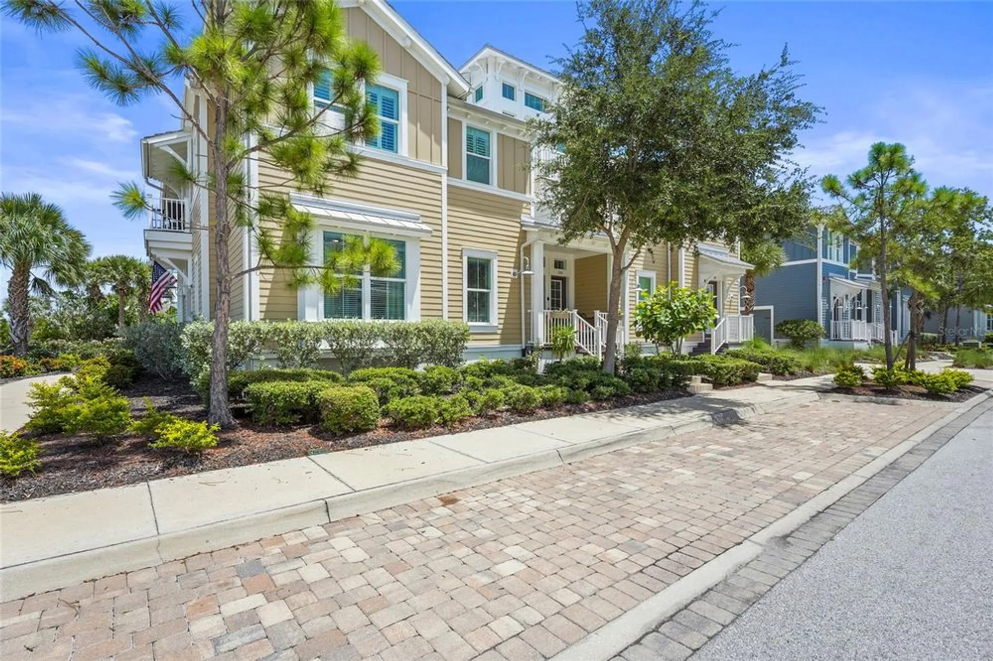 Property Slideshow image 17 of 76 | 303 compass point dr 101, Bradenton, FL, 34209