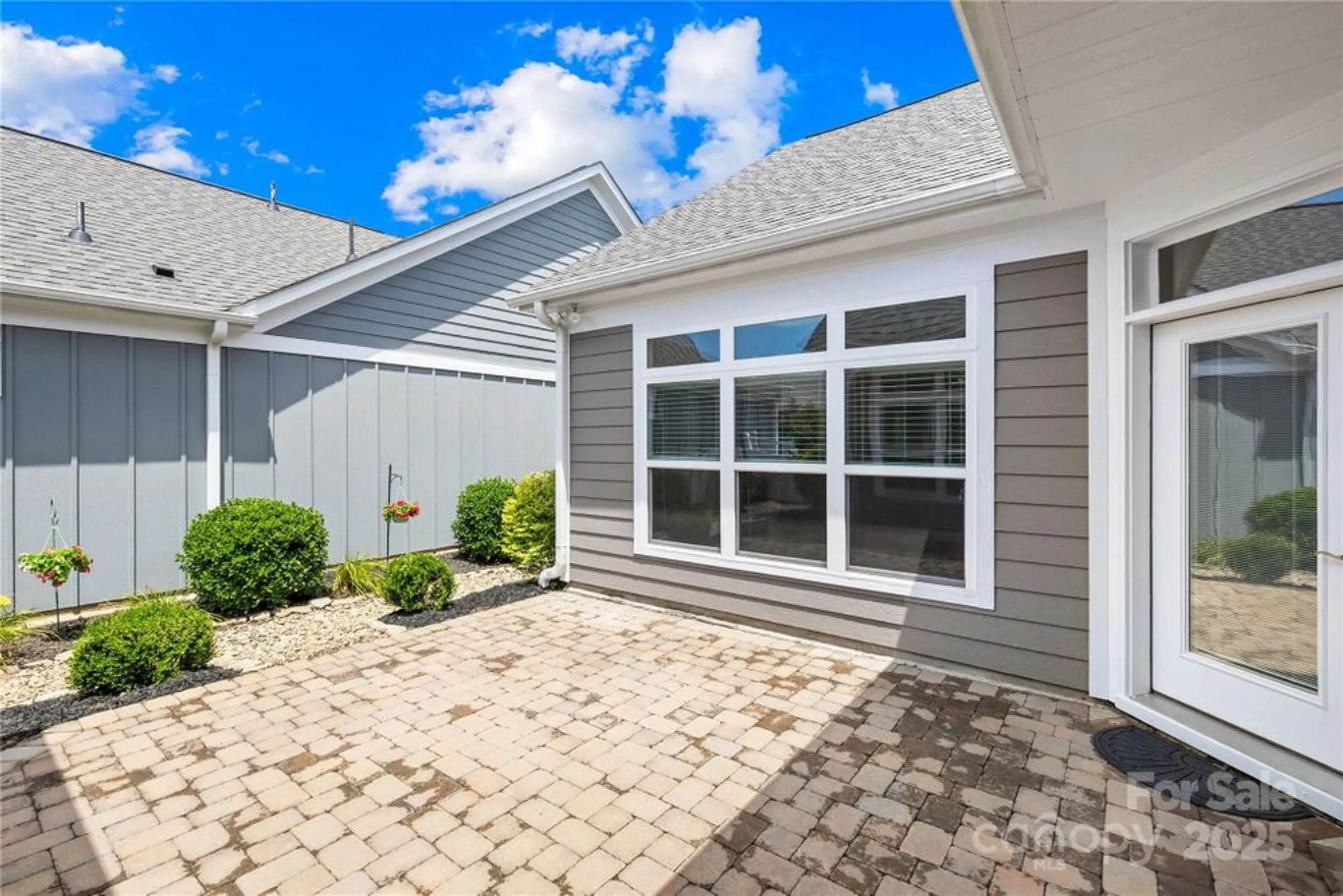 Property Slideshow image 38 of 47 | 135 valleymist ln, Mooresville, NC, 28117