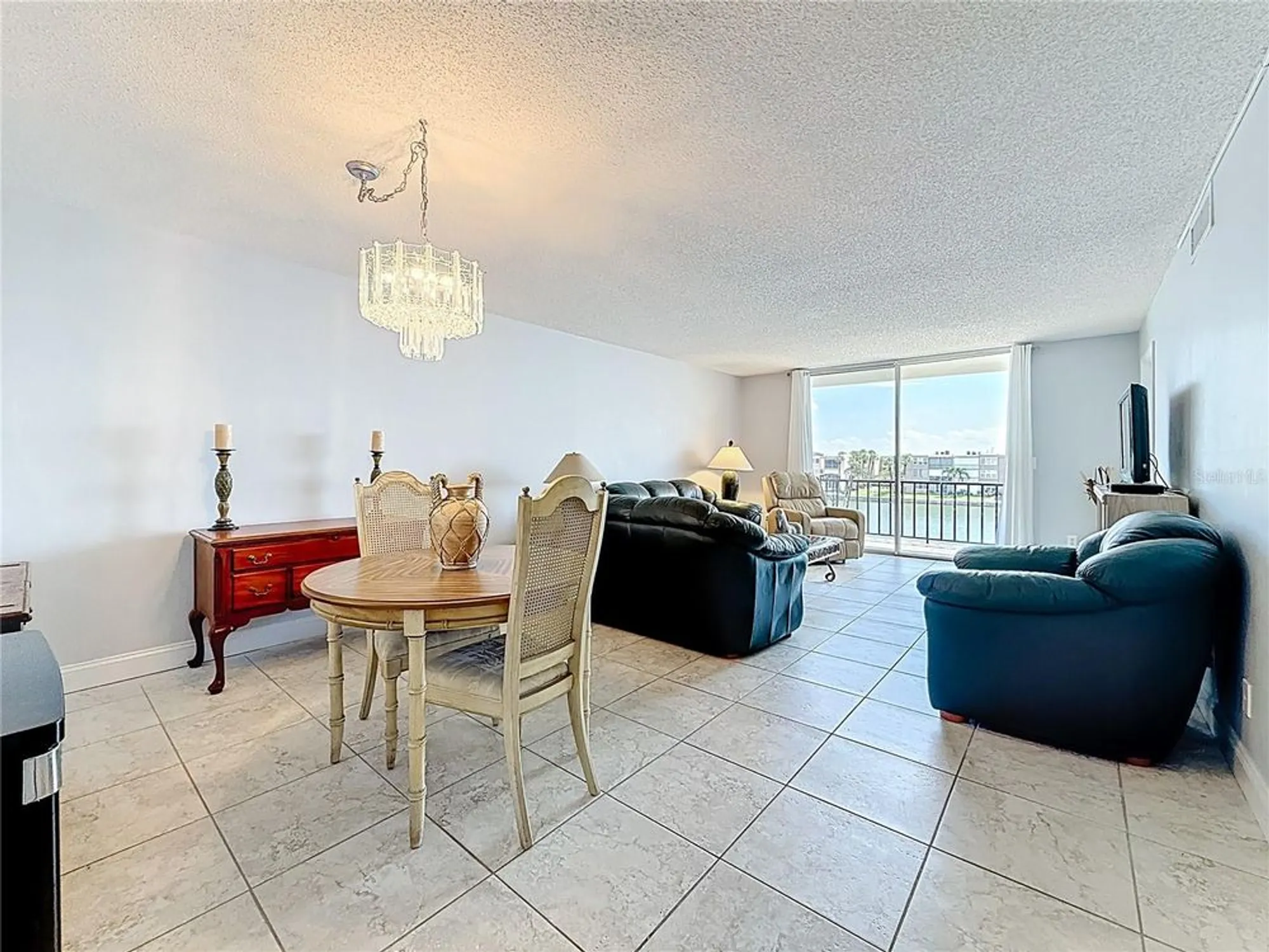 Property Slideshow image 14 of 62 | 7625 sun island dr 307, South Pasadena, FL, 33707