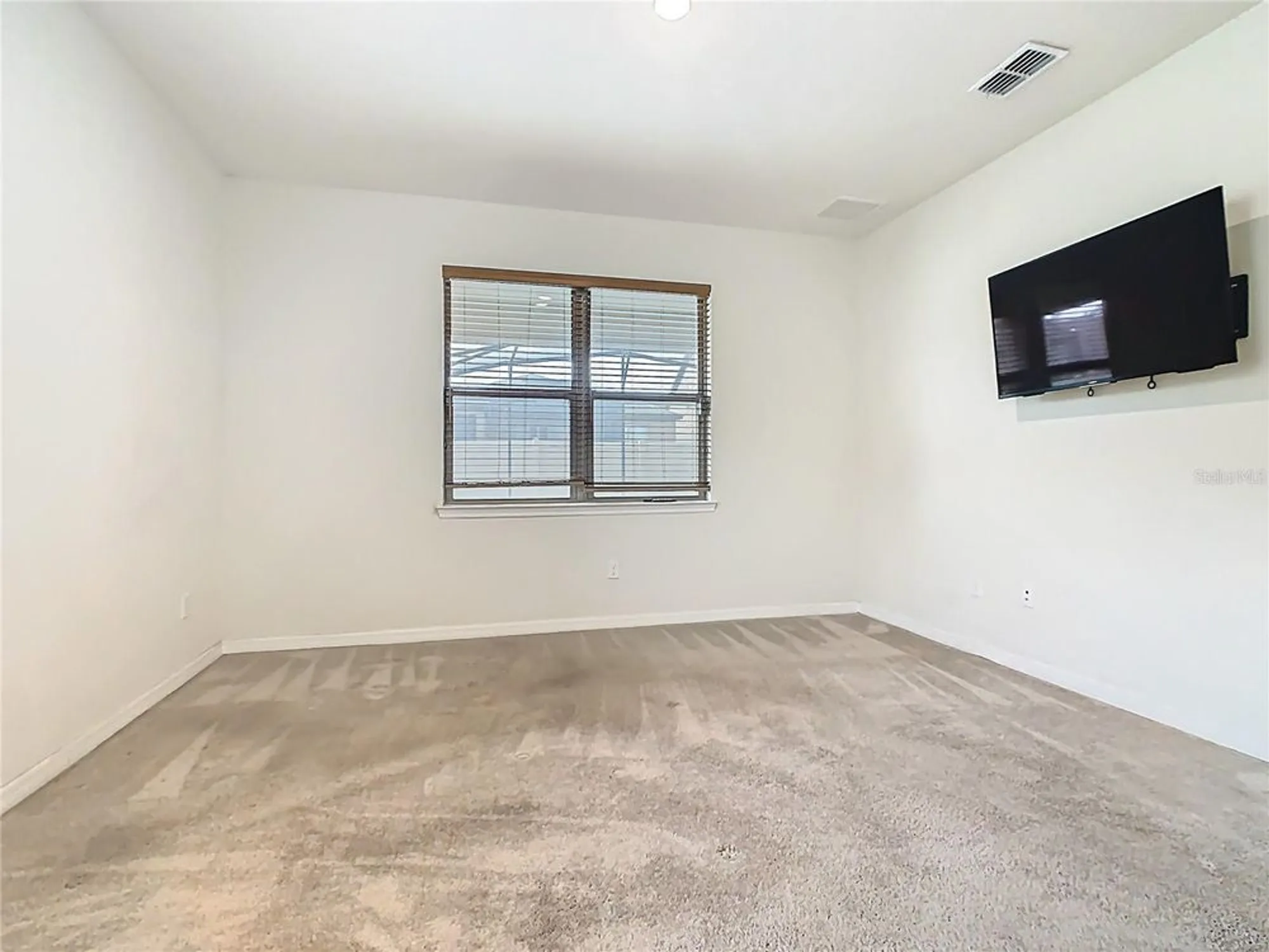 Property Slideshow image 25 of 60 | 210 tomelloso way, Davenport, FL, 33837