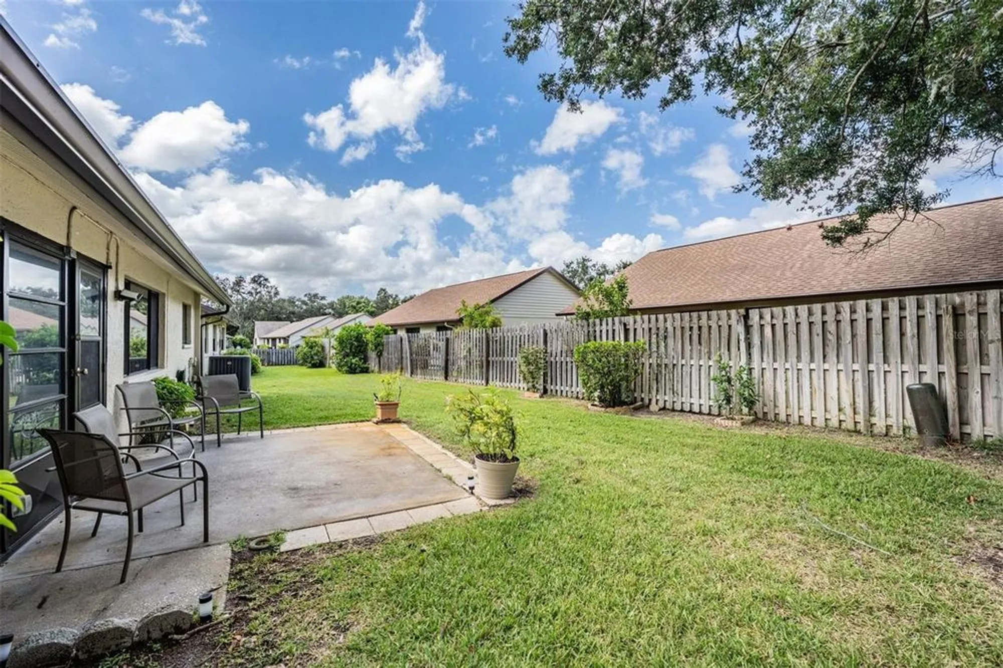 Property Slideshow image 27 of 38 | 2267 sequoia dr, Clearwater, FL, 33763