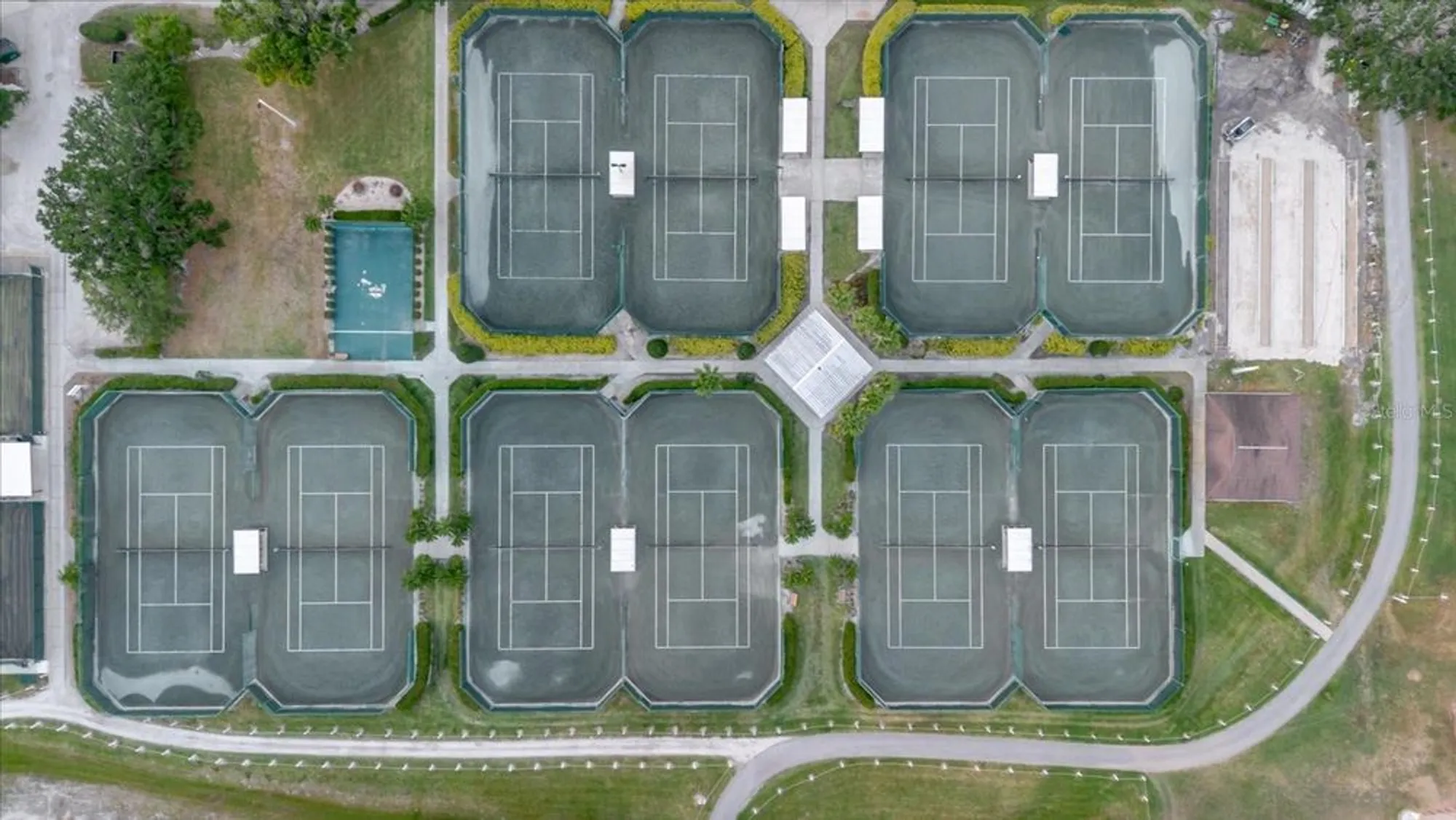 Property Slideshow image 48 of 60 | 646 allegheny dr, Sun City Center, FL, 33573