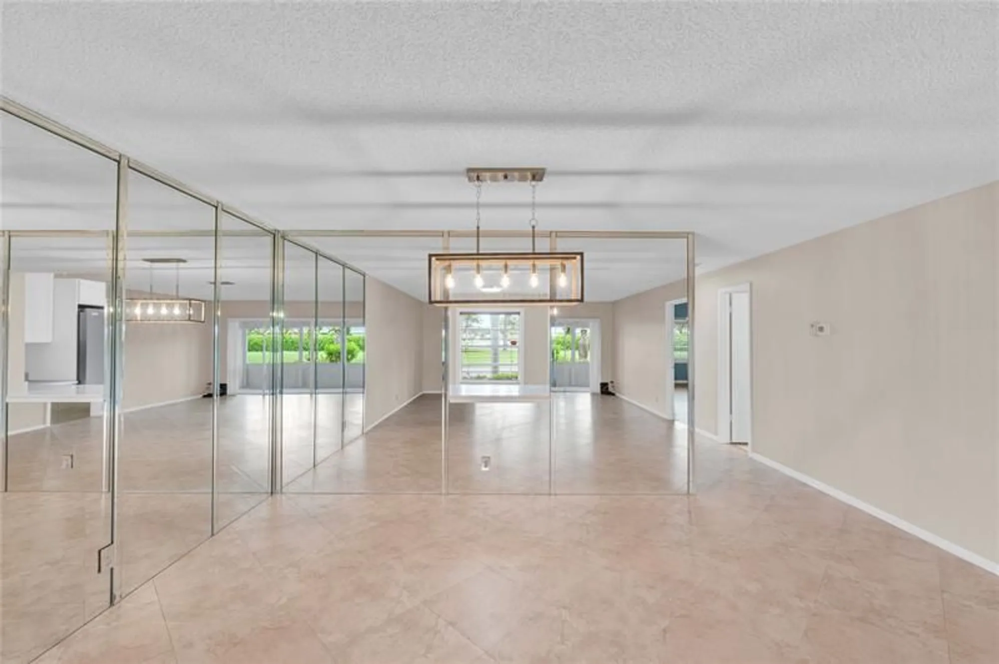 Property Slideshow image 22 of 47 | 5432 privet pl a, Delray Beach, FL, 33484