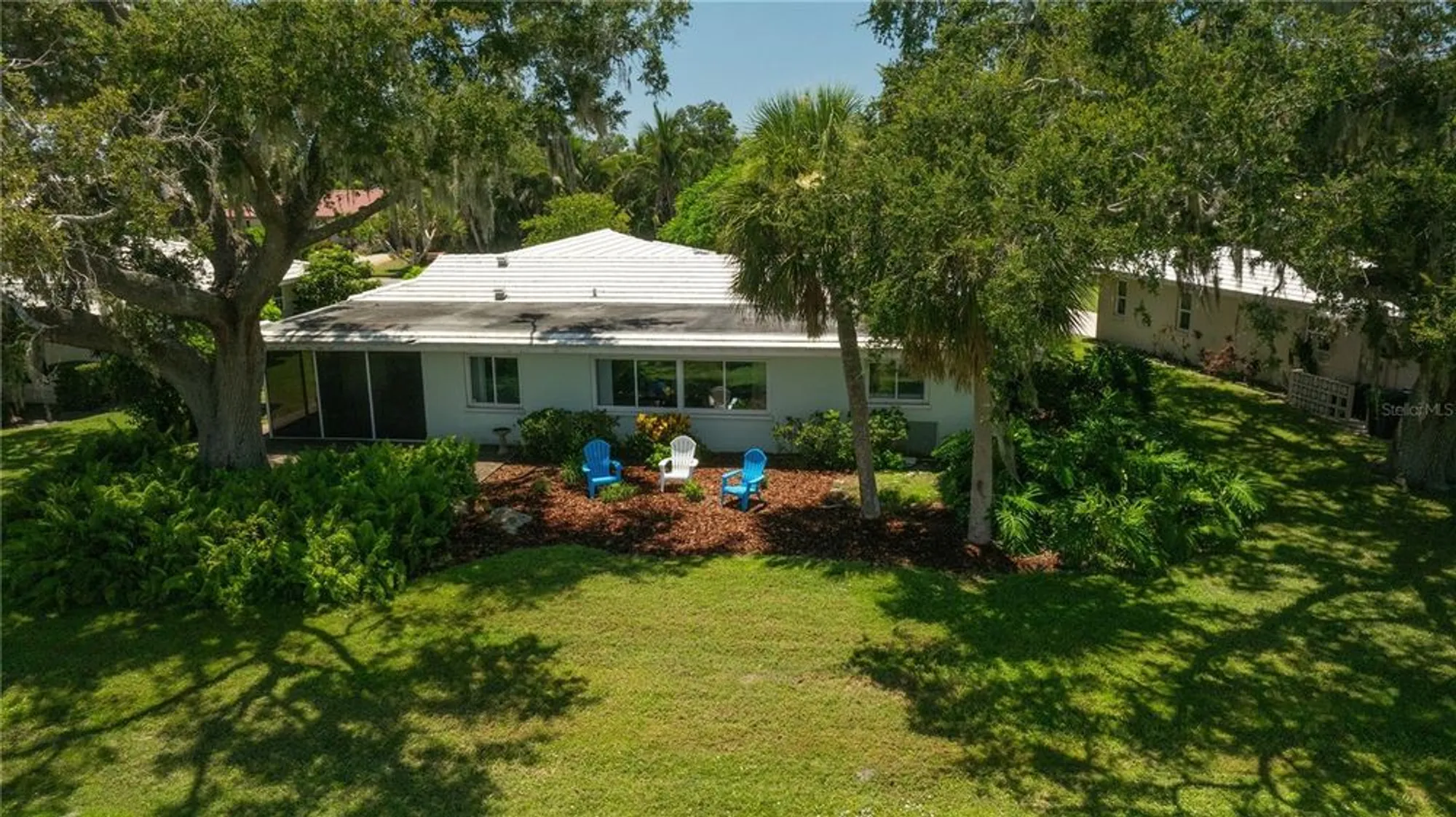 Property Slideshow image 44 of 52 | 3337 spring mill cir, Sarasota, FL, 34239