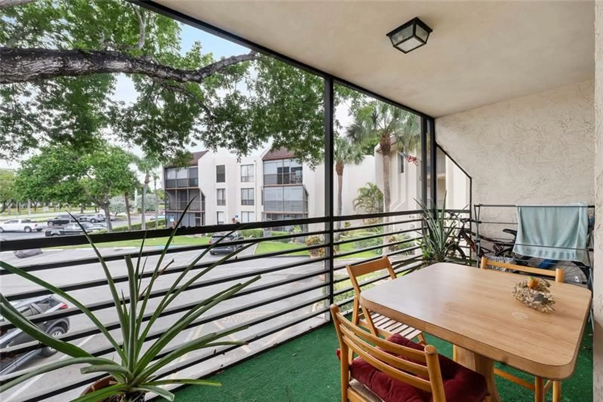 Property Slideshow image 12 of 13 | 7750 w mcnab rd 203, Tamarac, FL, 33321