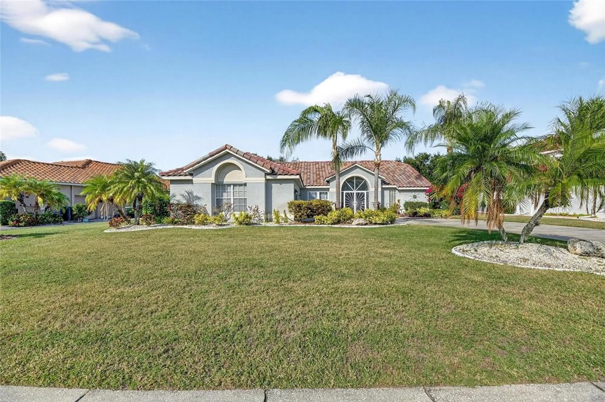 Property Slideshow image 5 of 68 | 2307 platinum dr, Sun City Center, FL, 33573