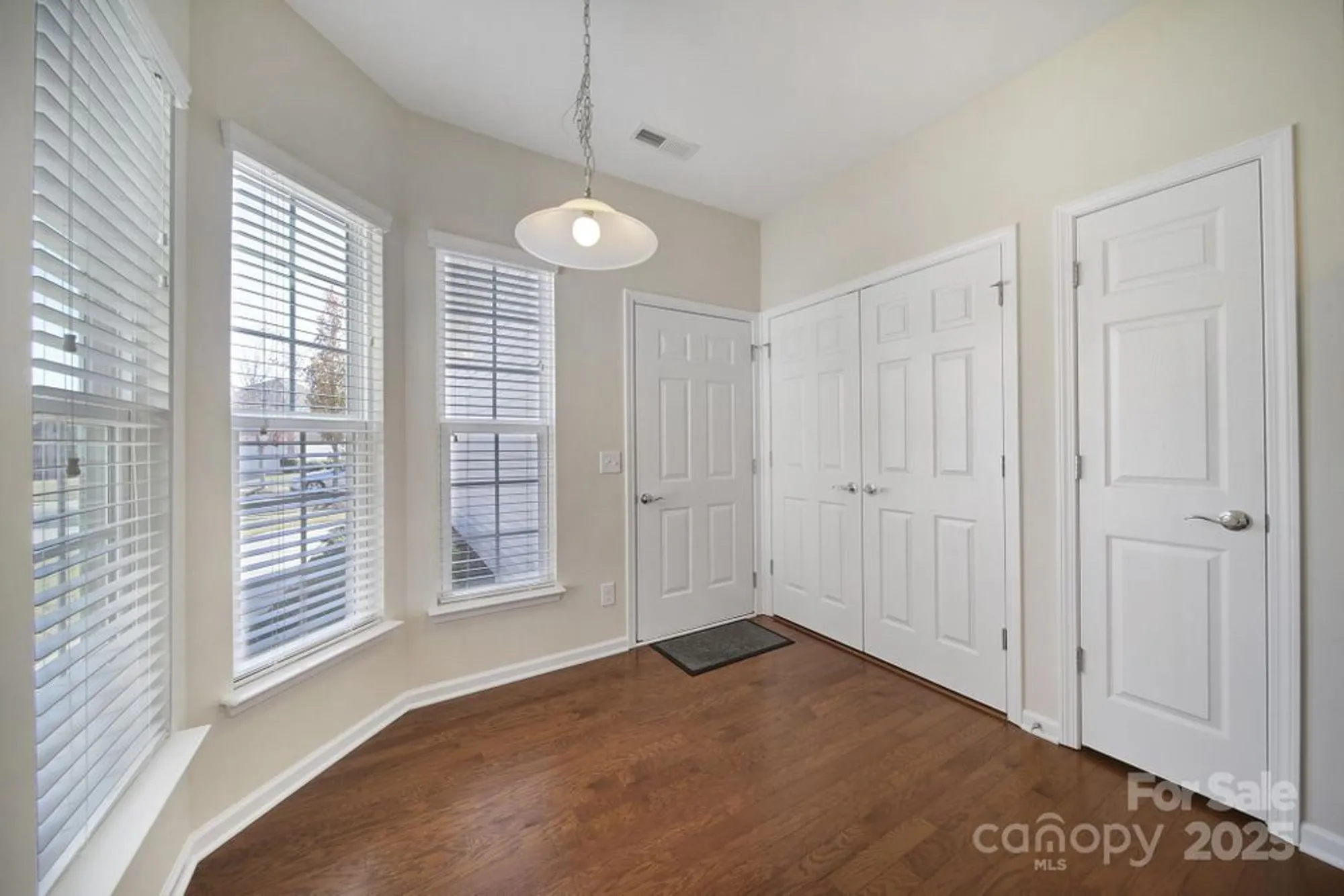 Property Slideshow image 7 of 41 | 20257 dovekie ln, Fort Mill, SC, 29707