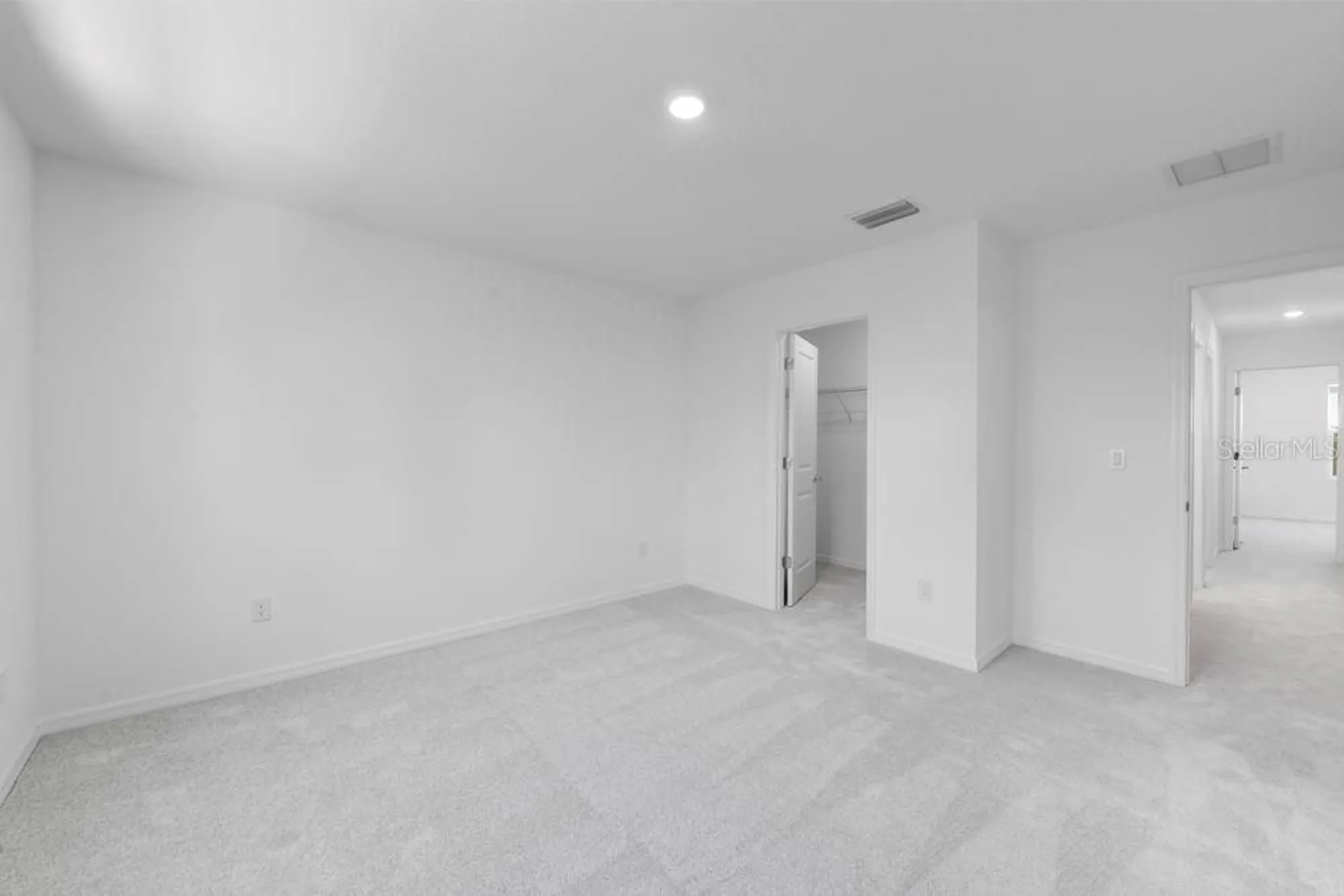 Property Slideshow image 13 of 40 | 15148 cuzcorro ct, Nokomis, FL, 34275