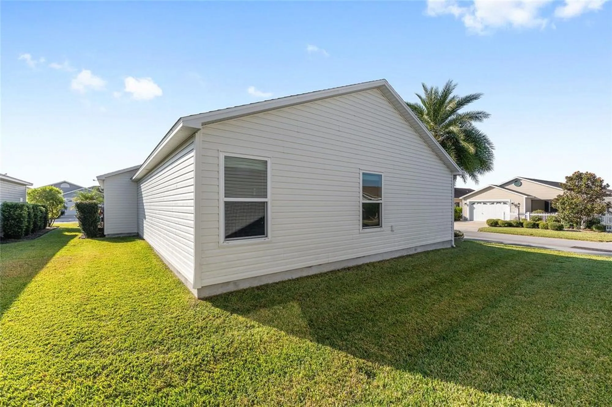 Property Slideshow image 43 of 56 | 3023 gallinule ct, The Villages, FL, 32163