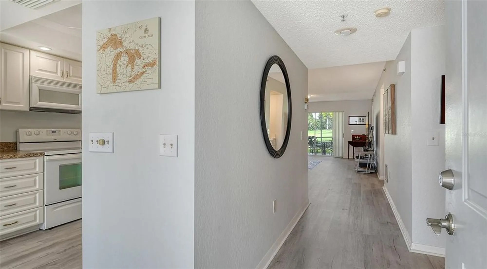 Property Slideshow image 6 of 61 | 6611 stone river rd 103, Bradenton, FL, 34203