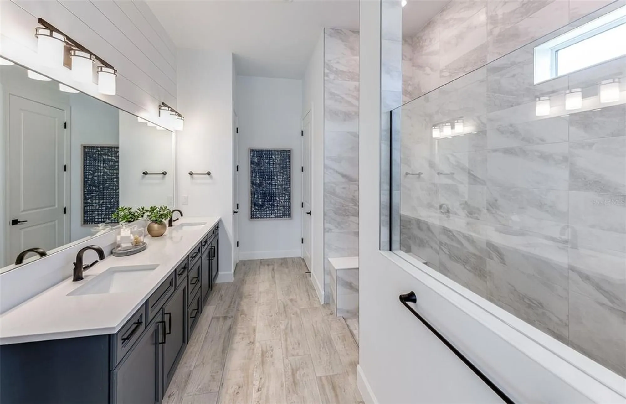 Property Slideshow image 11 of 28 | 26624 bering dr, Englewood, FL, 34223