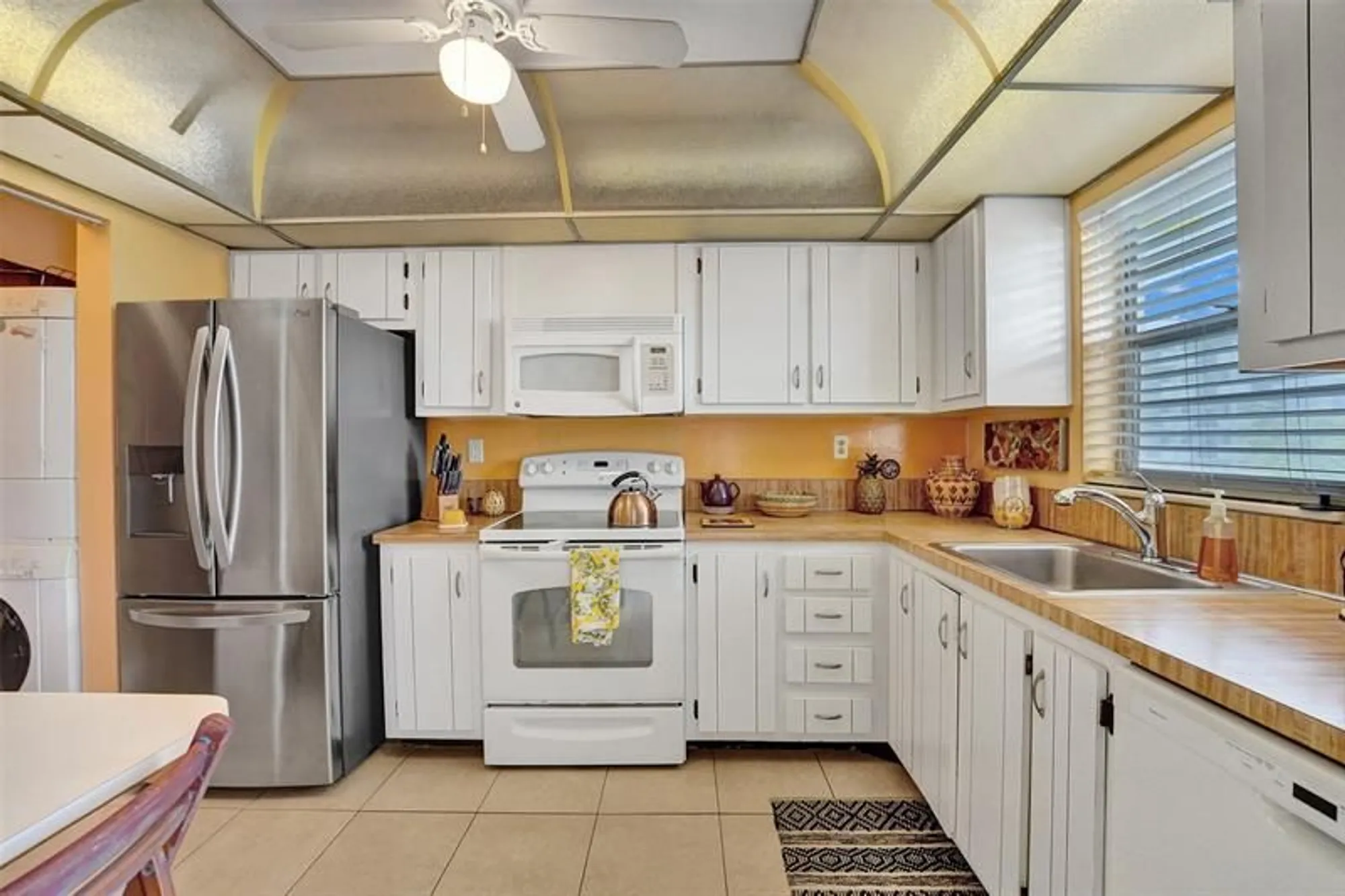 Property Slideshow image 23 of 34 | 5860 nw 44th st 509, Lauderhill, FL, 33319