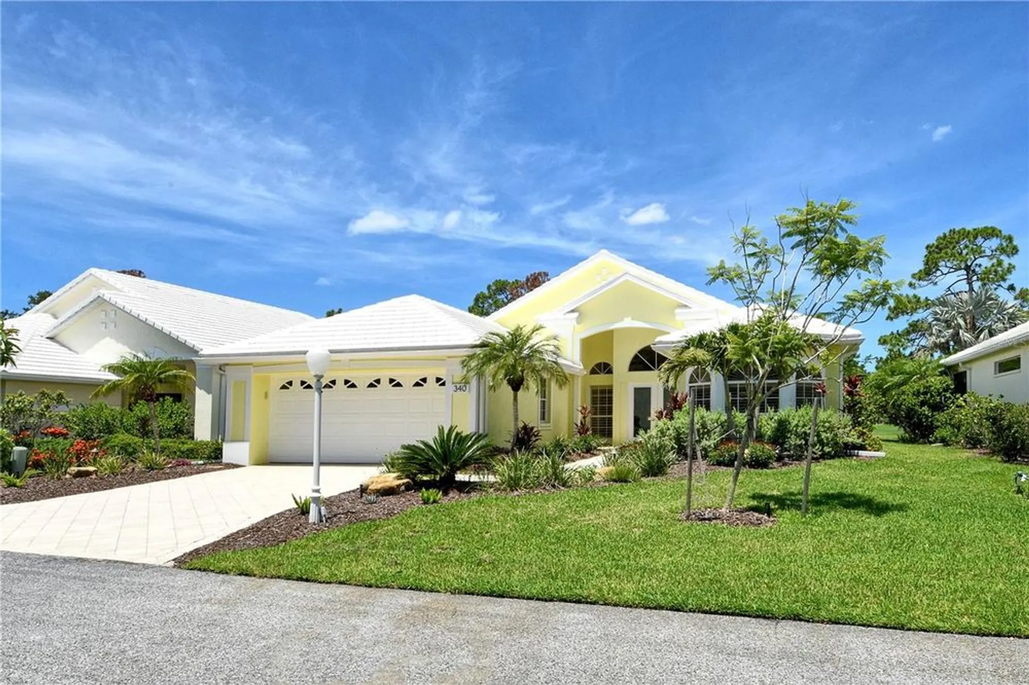 Property Slideshow image 1 of 52 | 340 bermuda ct 5, Venice, FL, 34293