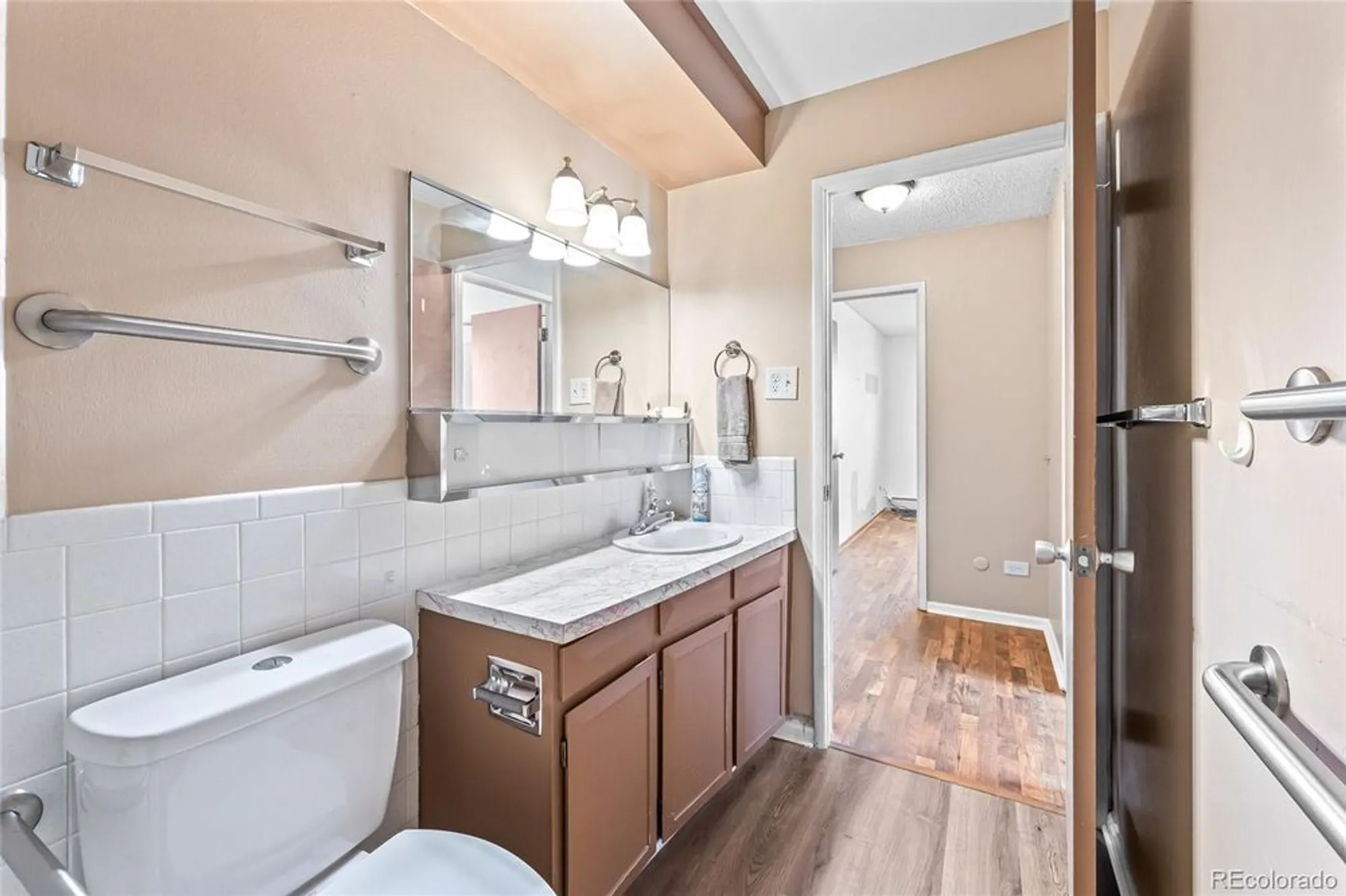 Property Slideshow image 20 of 34 | 610 s alton way 1b, Denver, CO, 80247