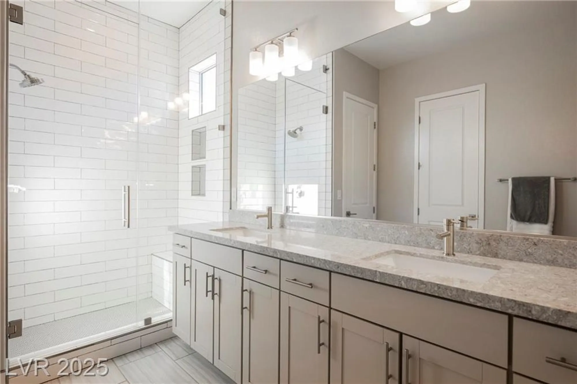 Property Slideshow image 23 of 67 | 10023 chrysolite pl, Las Vegas, NV, 89143