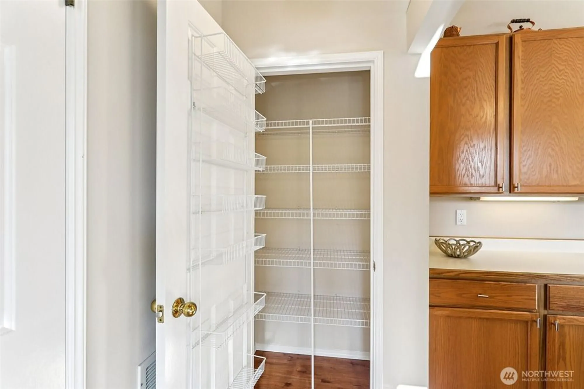 Property Slideshow image 17 of 40 | 4222 221st pl se # 1081, Issaquah, WA, 98029