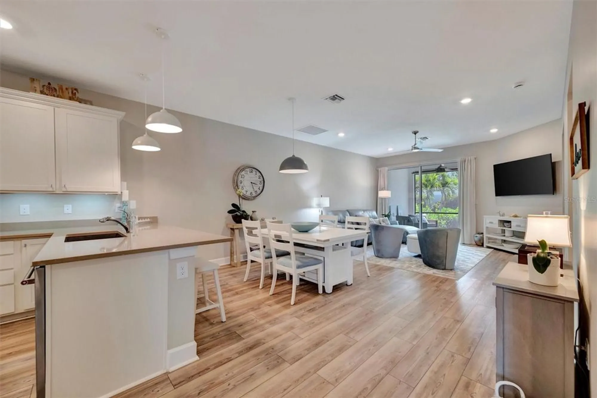 Property Slideshow image 20 of 59 | 25069 pearl lake cir, Englewood, FL, 34223