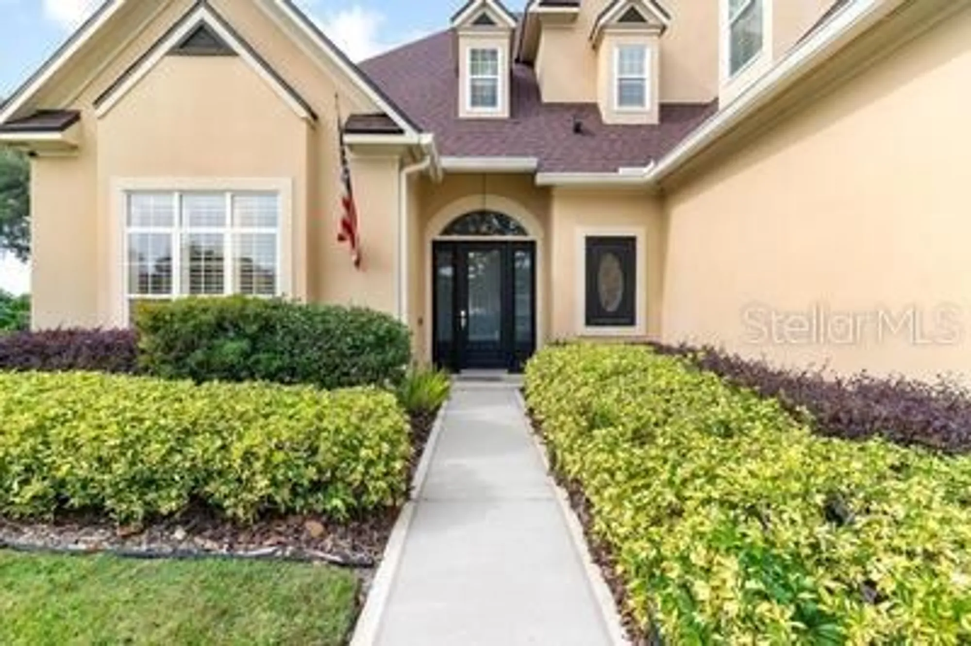 Property Slideshow image 6 of 71 | 1641 edgewater dr, Mount Dora, FL, 32757