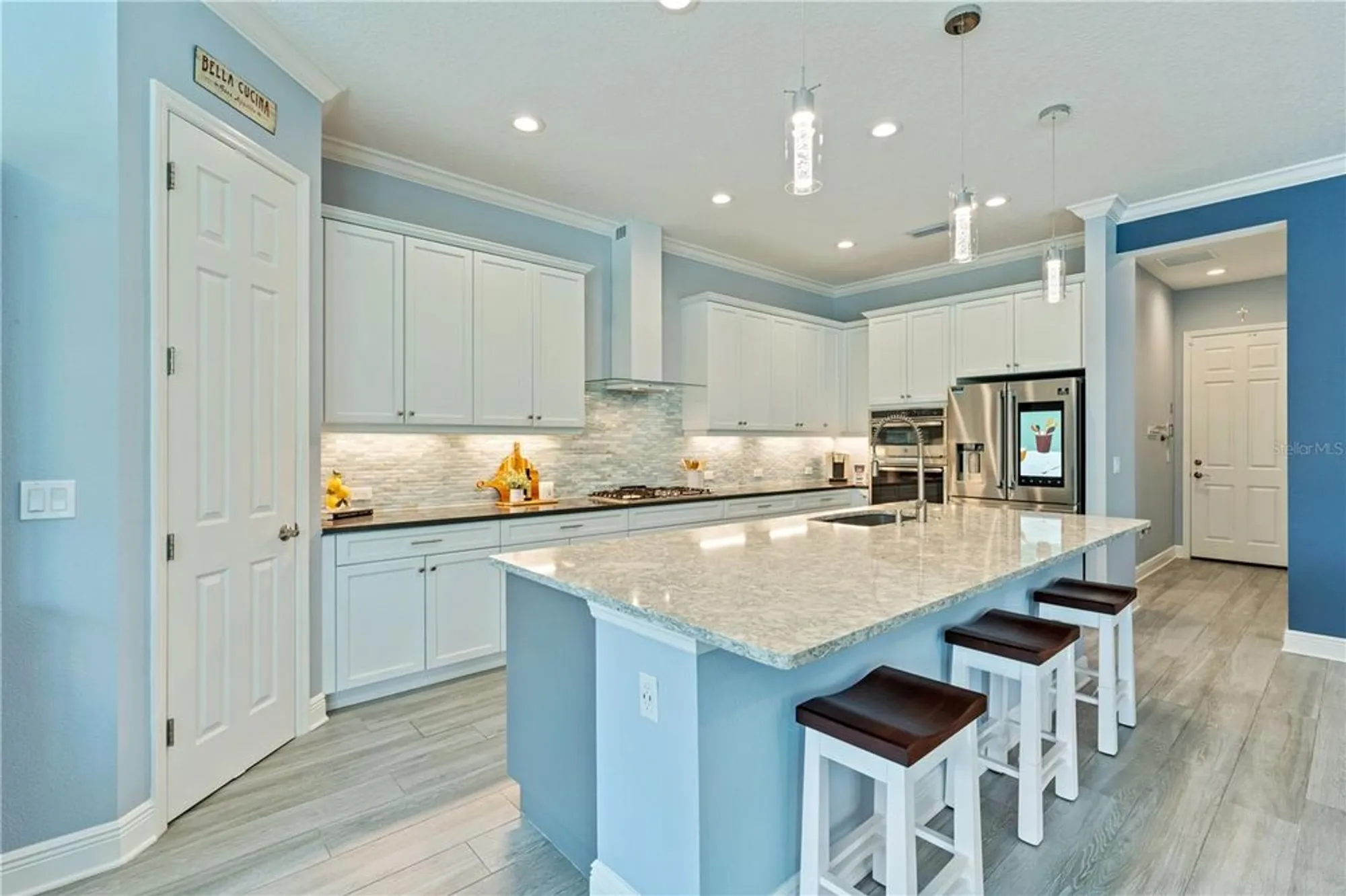 Property Slideshow image 29 of 95 | 708 manns harbor dr, Apollo Beach, FL, 33572