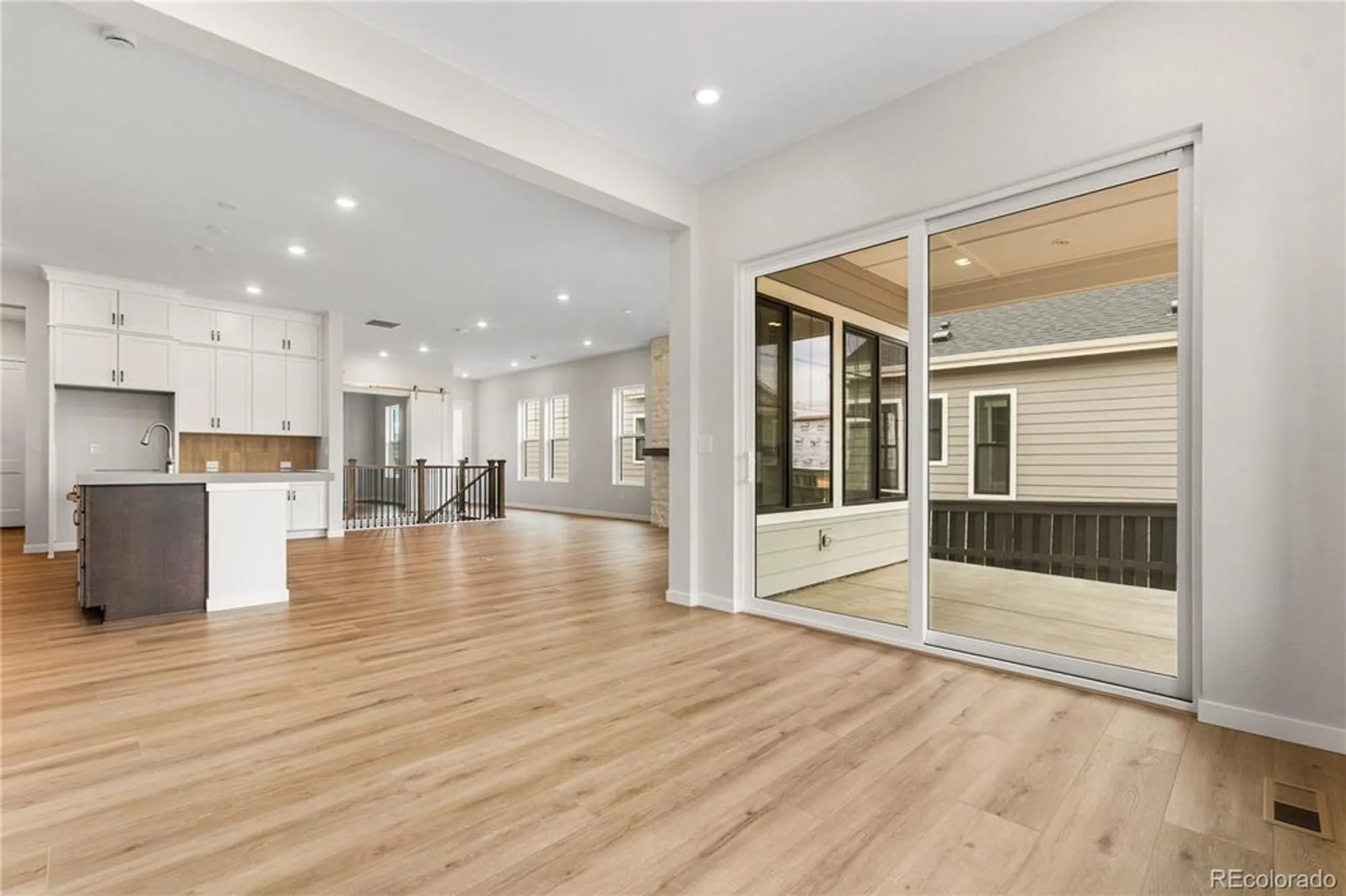 Property Slideshow image 5 of 31 | 11116 stonepath st, Littleton, CO, 80125