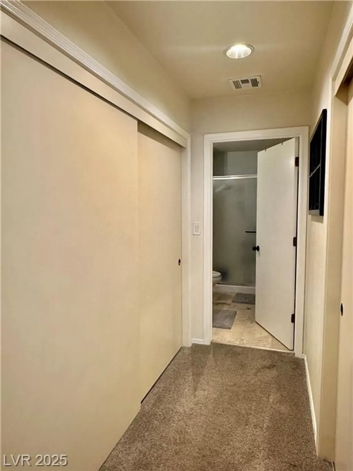 Property Slideshow image 19 of 25 | 8621 prairie hill dr, Las Vegas, NV, 89134
