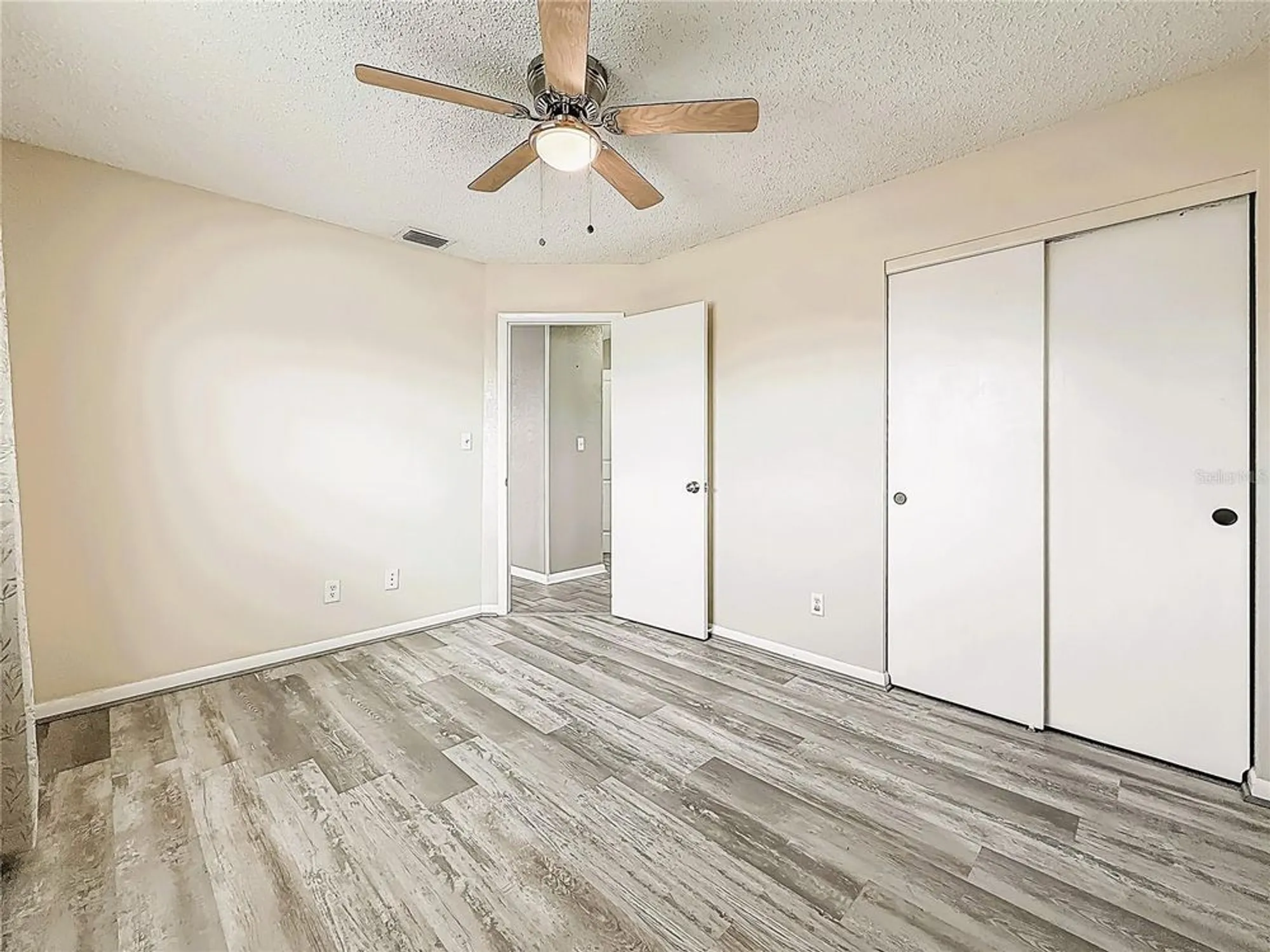 Property Slideshow image 21 of 40 | 12400 park blvd apt 121, Seminole, FL, 33772