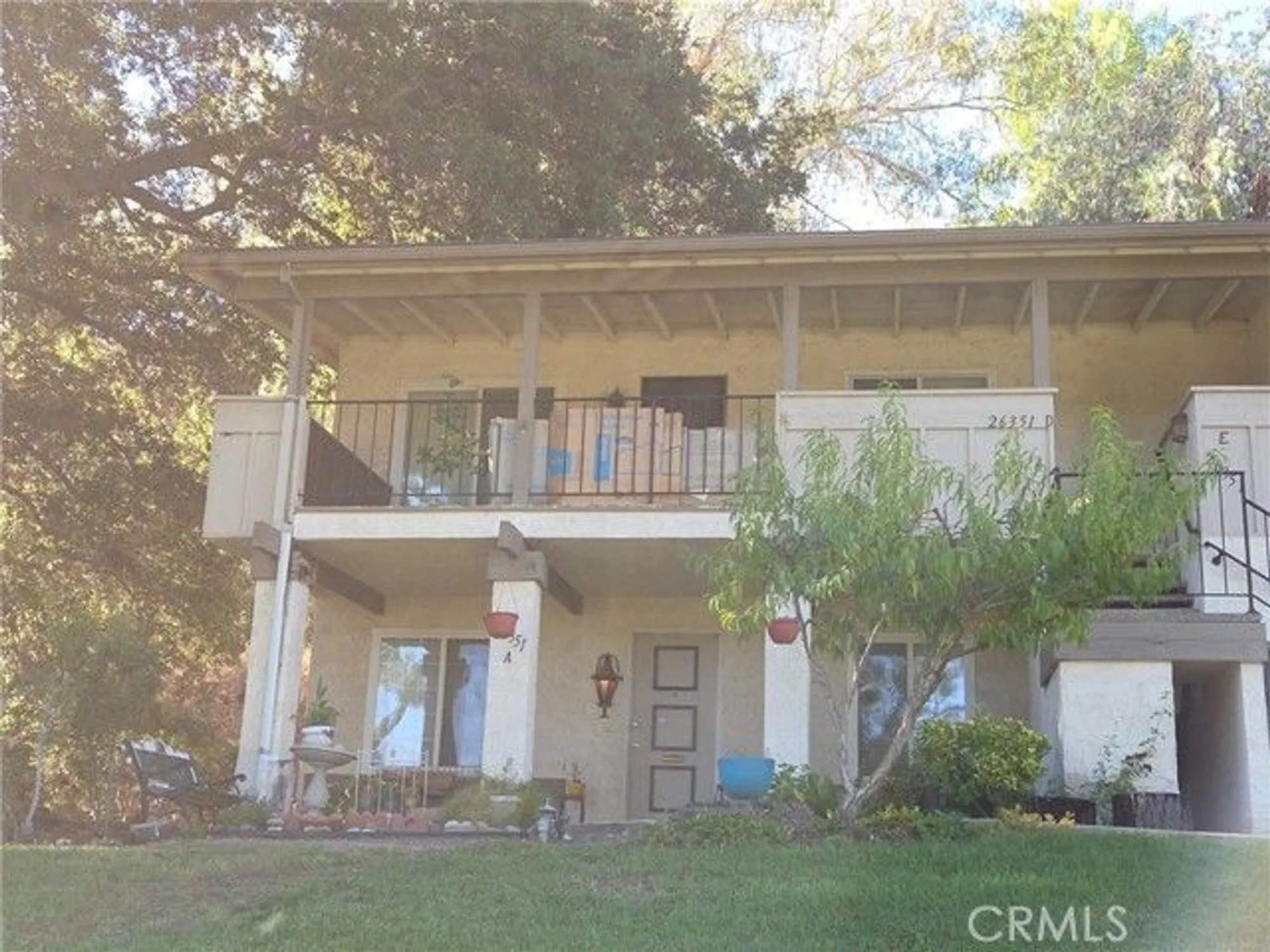 Property Slideshow image 10 of 10 | 26351 oak plain dr d, Newhall, CA, 91321