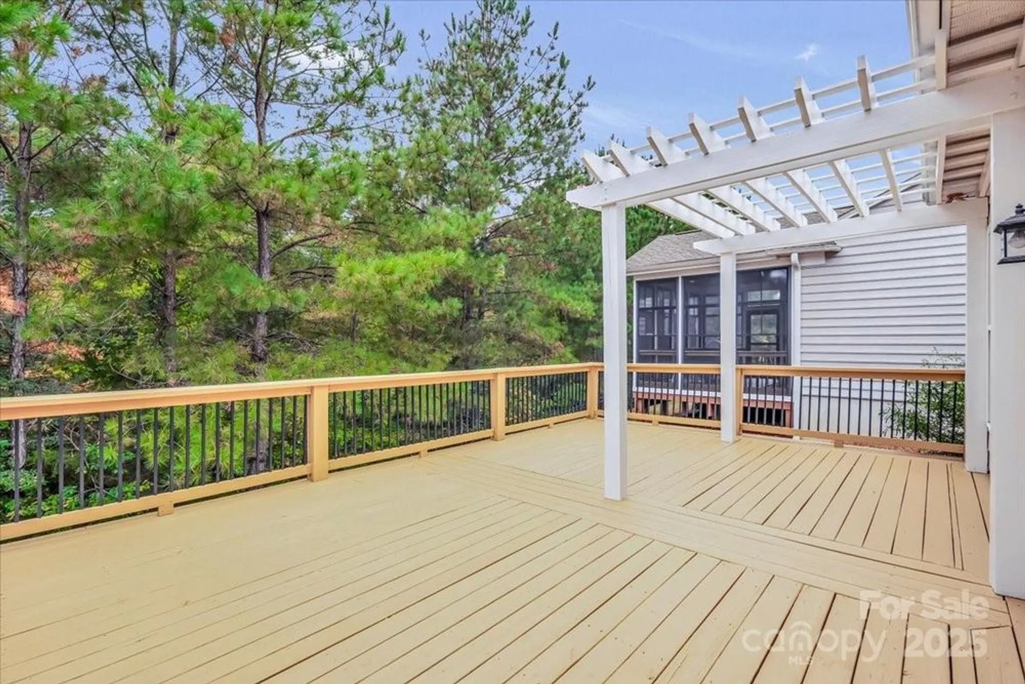 Property Slideshow image 34 of 45 | 51225 daffodil ct, Fort Mill, SC, 29707