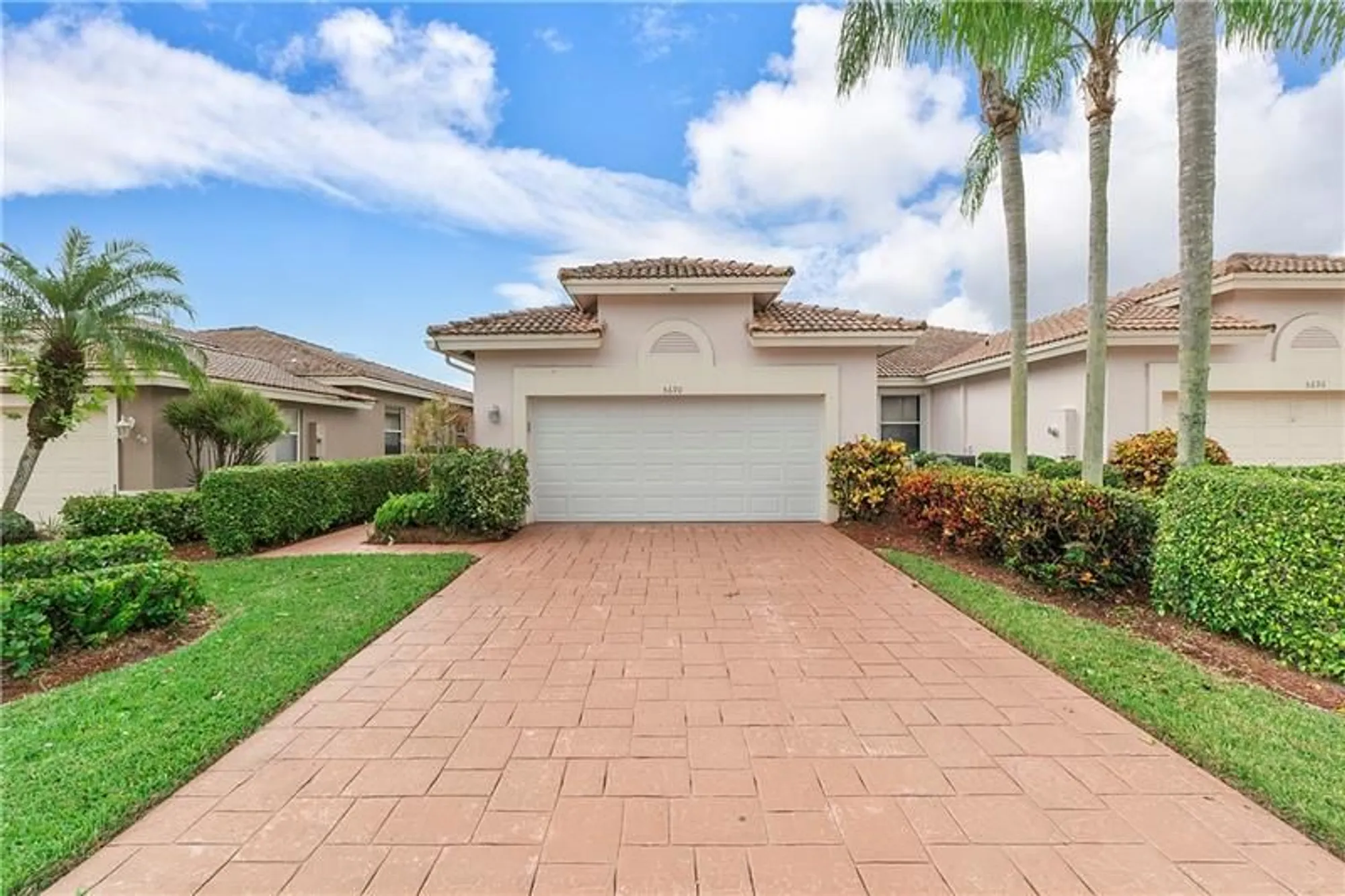 Property Slideshow image 4 of 49 | 5690 emerald cay ter # 5690, Boynton Beach, FL, 33437