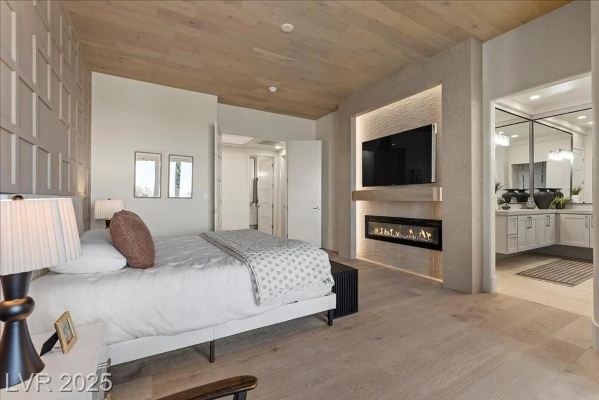 Property Slideshow image 4 of 78 | 2508 faiss dr, Las Vegas, NV, 89134