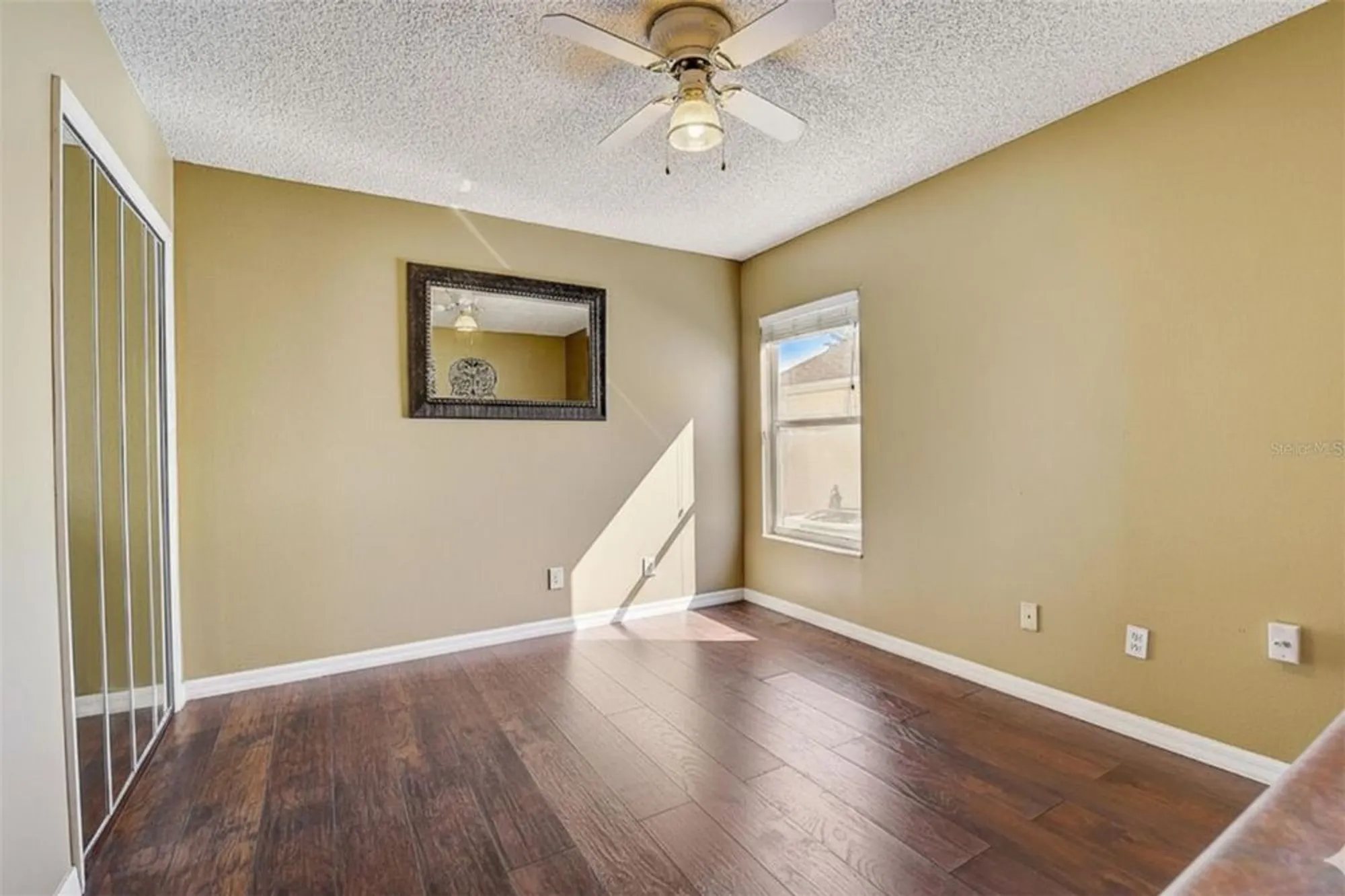 Property Slideshow image 21 of 43 | 25273 lost oak cir, Leesburg, FL, 34748