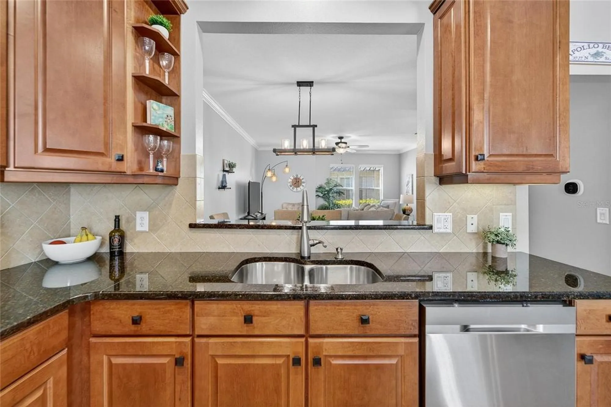 Property Slideshow image 28 of 90 | 114 aberdeen pond dr, Apollo Beach, FL, 33572