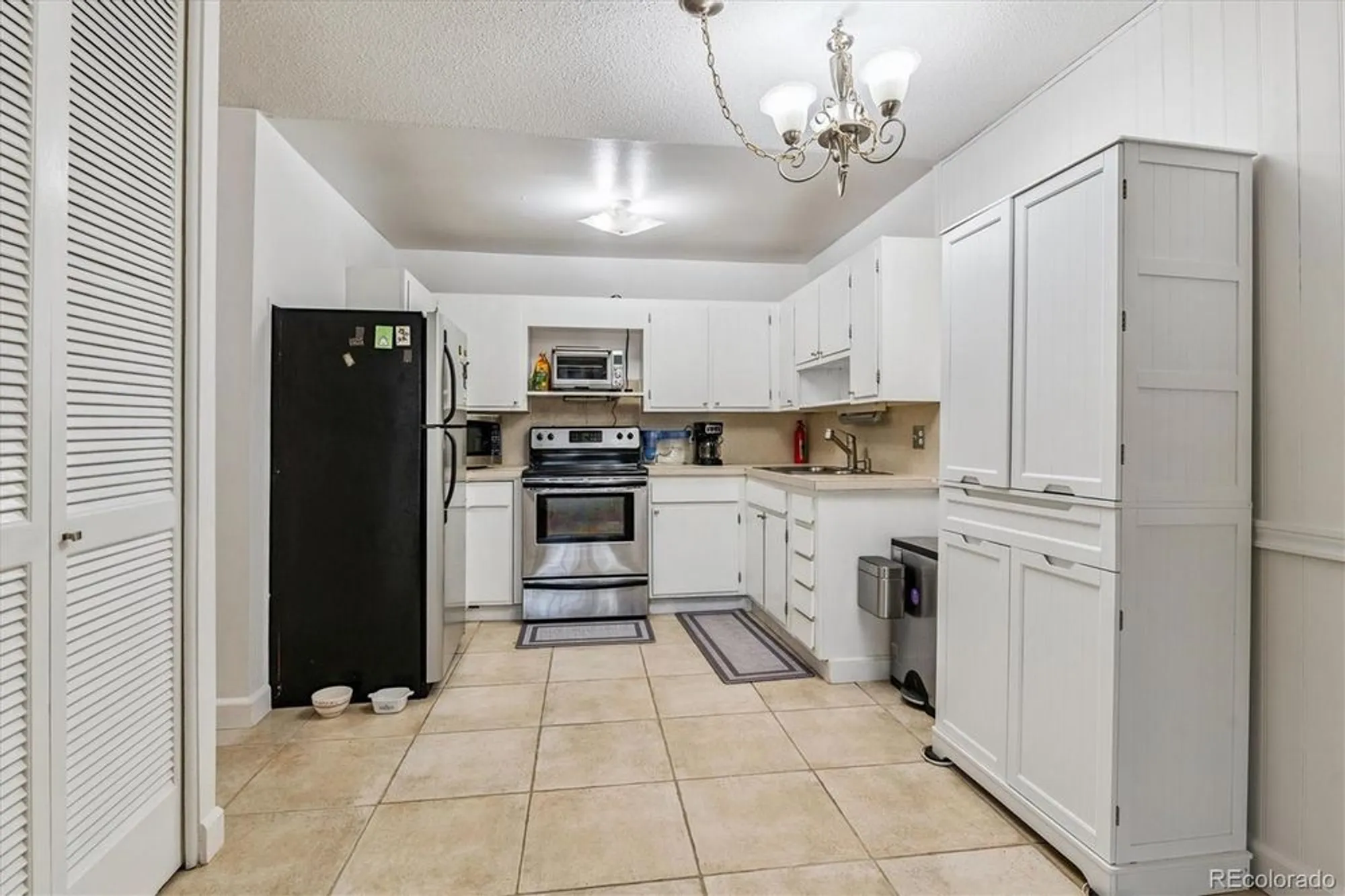 Property Slideshow image 3 of 48 | 610 s clinton st 11c, Denver, CO, 80247