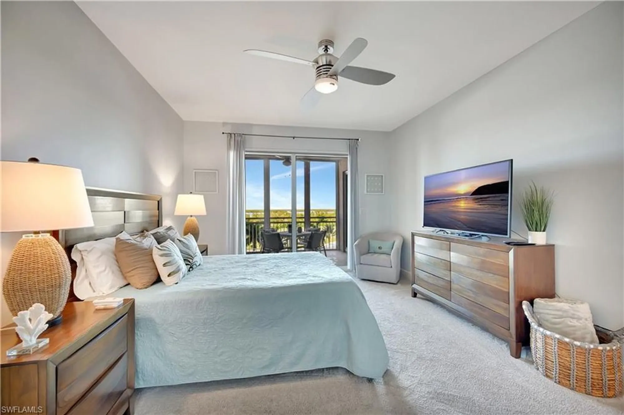 Property Slideshow image 24 of 50 | 4951 bonita bay blvd unit 504, Bonita Springs, FL, 34134