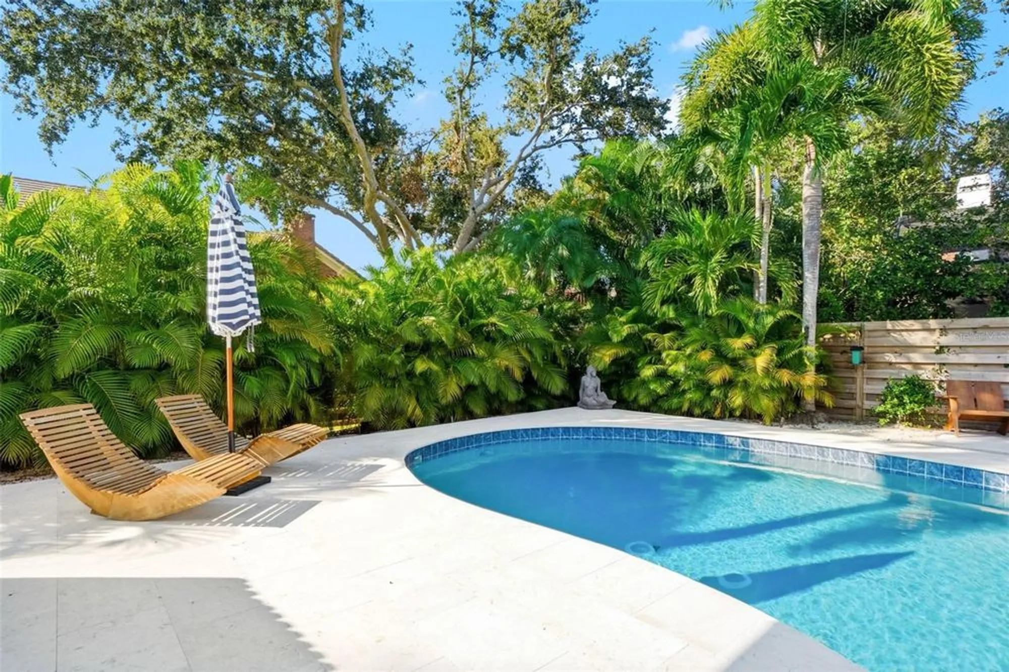 Property Slideshow image 54 of 66 | 1660 pine harrier cir, Sarasota, FL, 34231
