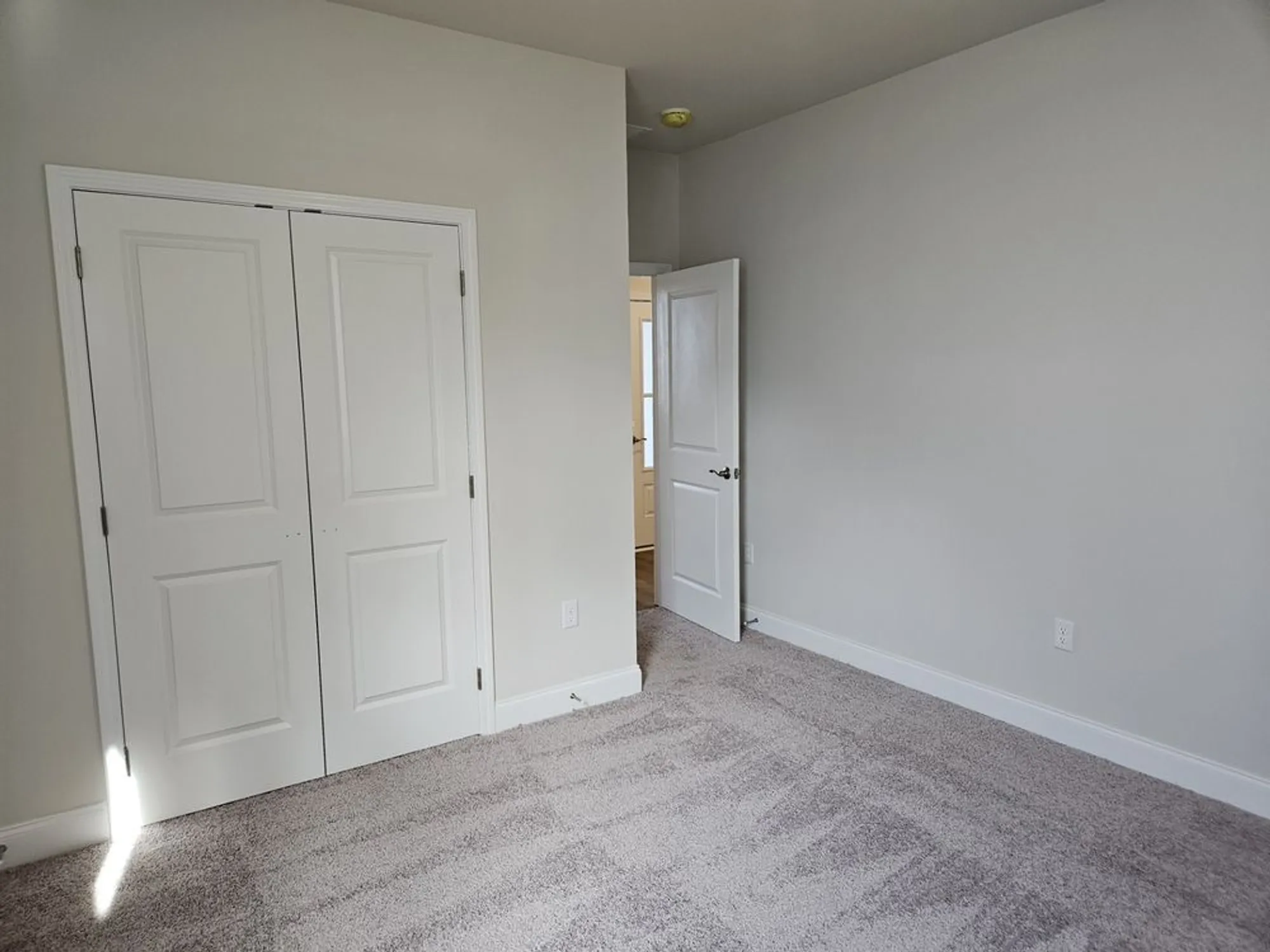 Property Slideshow image 10 of 38 | 336 stonehaus cir, Antioch, TN, 37013