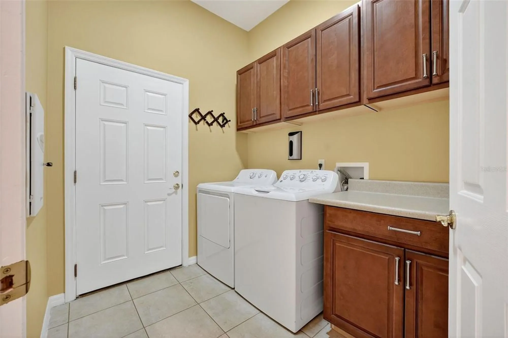 Property Slideshow image 21 of 38 | 1300 hansberry ln, Ormond Beach, FL, 32174