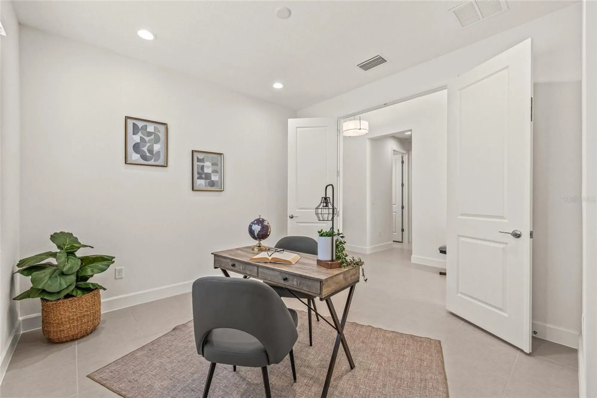 Property Slideshow image 8 of 47 | 32565 veneto pl, Wesley Chapel, FL, 33543