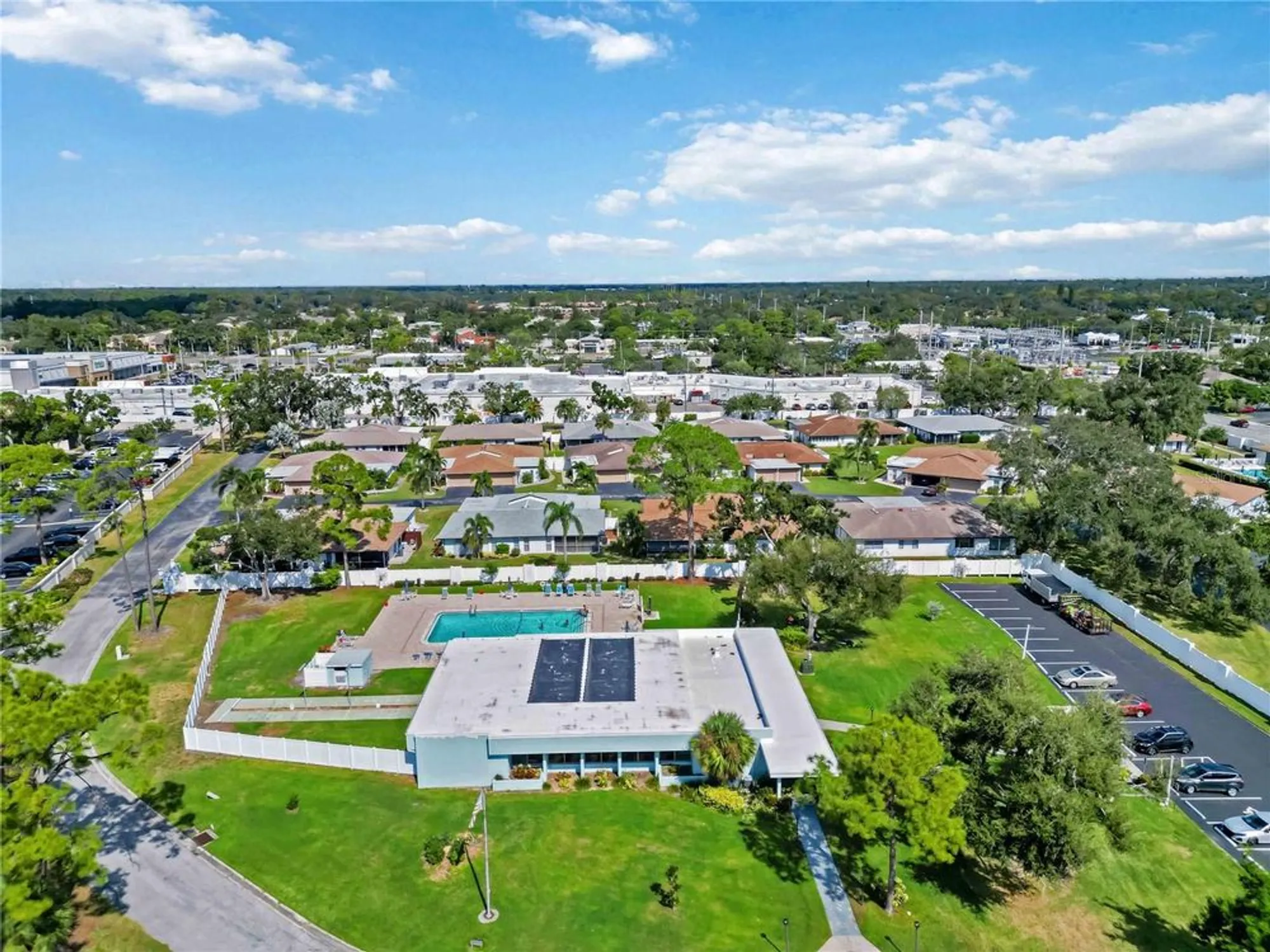 Property Slideshow image 36 of 51 | 3527 silver pine ct # 82, Sarasota, FL, 34231