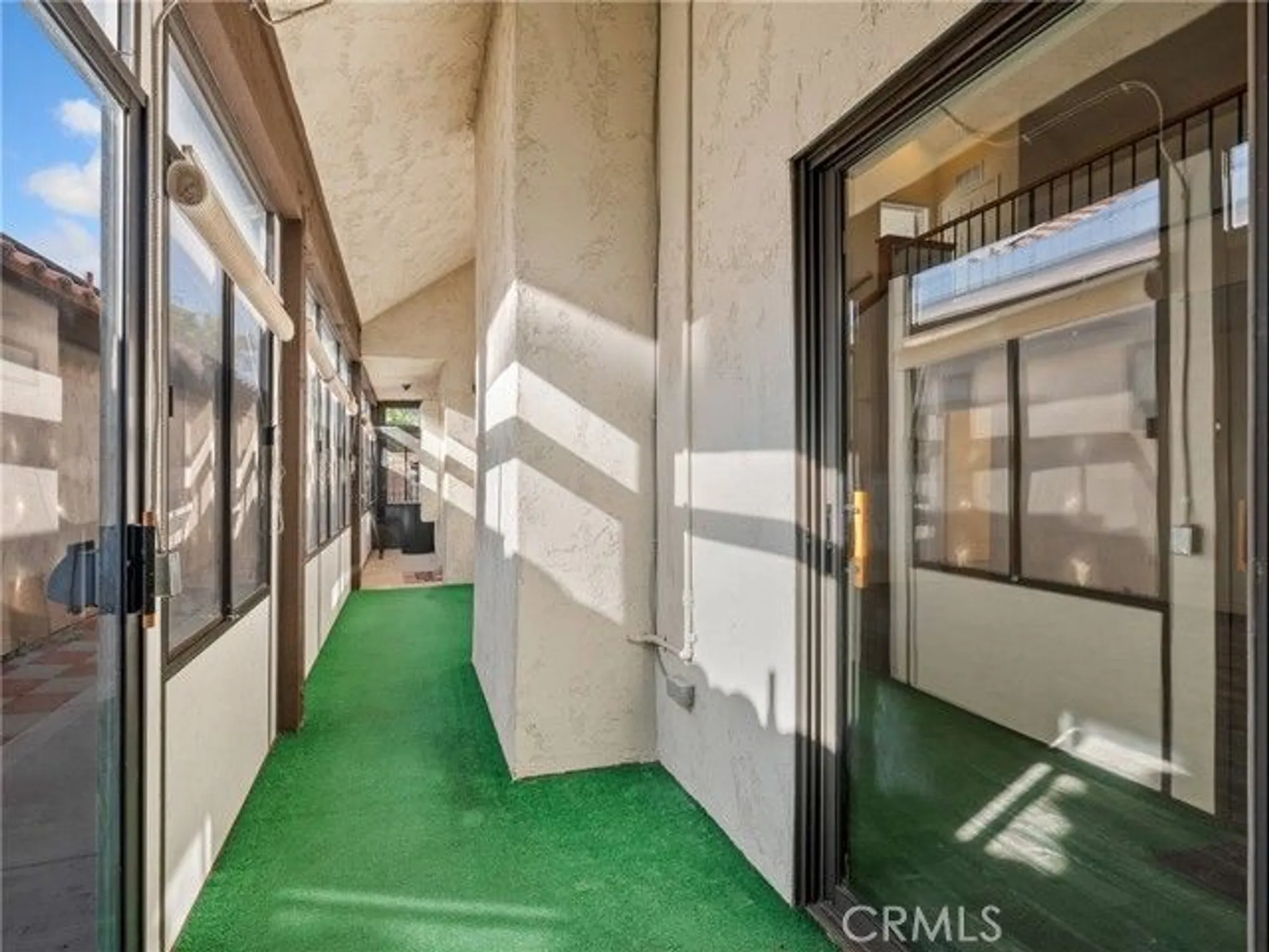 Property Slideshow image 27 of 37 | 19246 pine way, Apple Valley, CA, 92308
