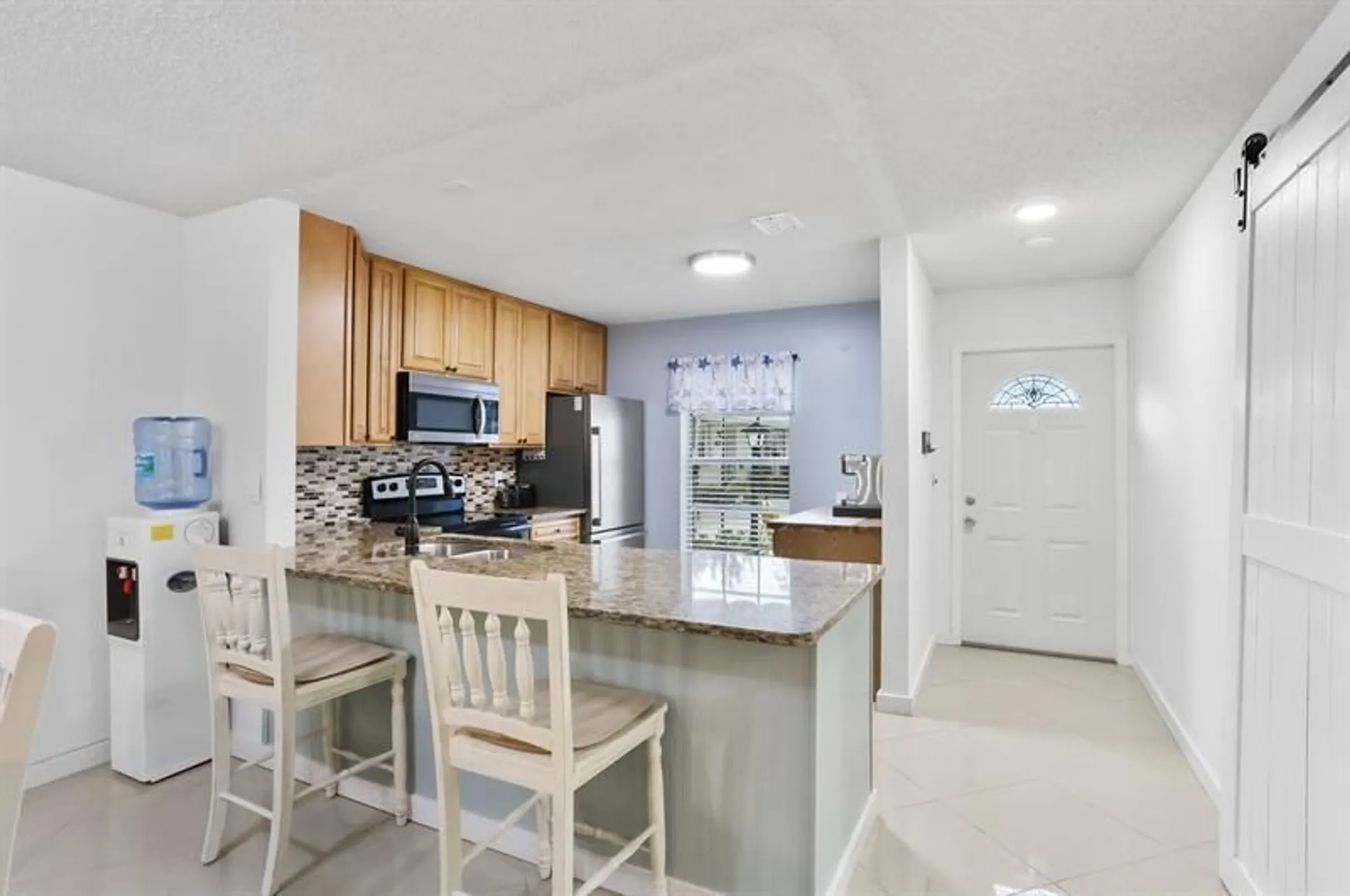 Property Slideshow image 10 of 33 | 395 bennington ln, Lake Worth, FL, 33467