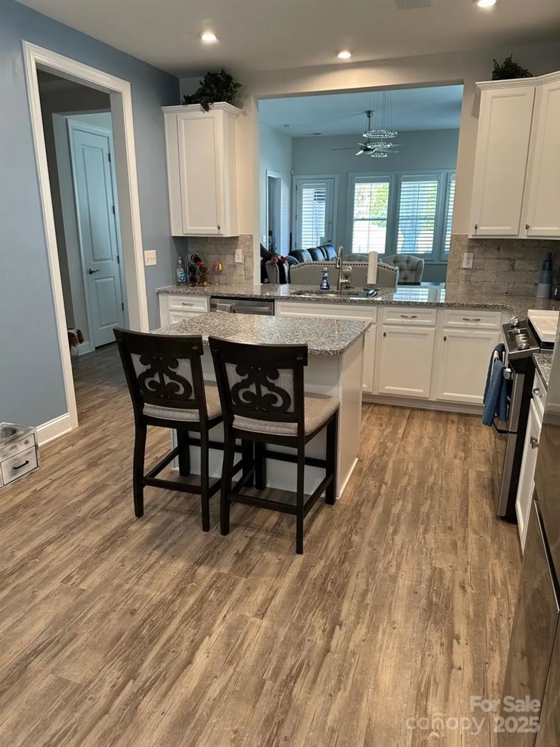 Property Slideshow image 8 of 46 | 12417 old iron ln, Charlotte, NC, 28215