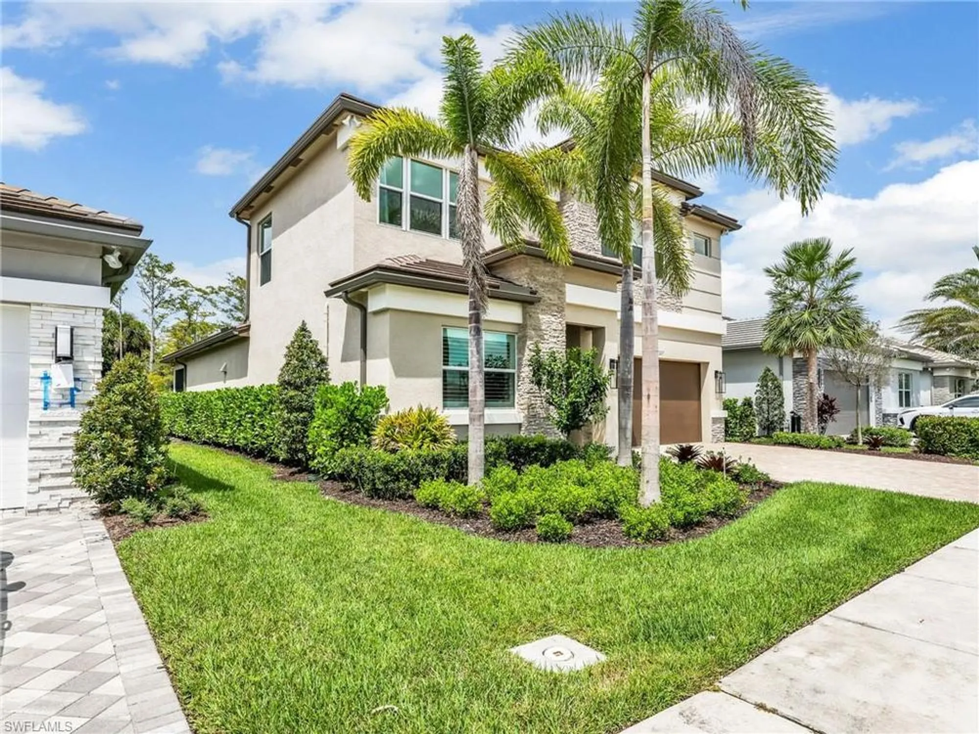 Property Slideshow image 6 of 49 | 11265 daphne ct, Naples, FL, 34120