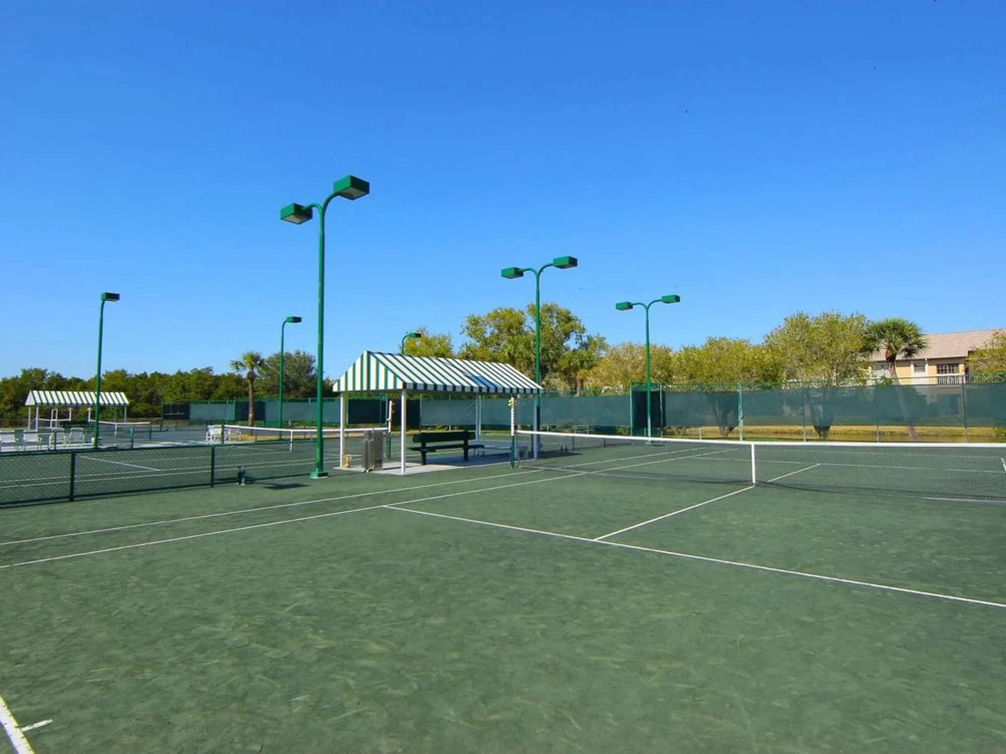 Property Slideshow image 32 of 38 | 5440 eagles point cir 405, Sarasota, FL, 34231