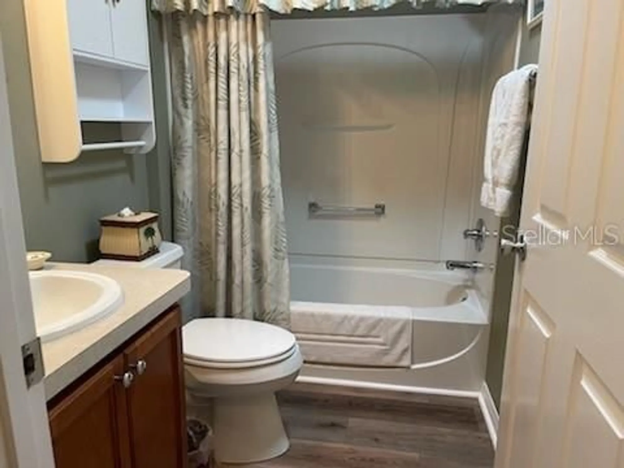 Property Slideshow image 22 of 26 | 1723 banberry run, The Villages, FL, 32162