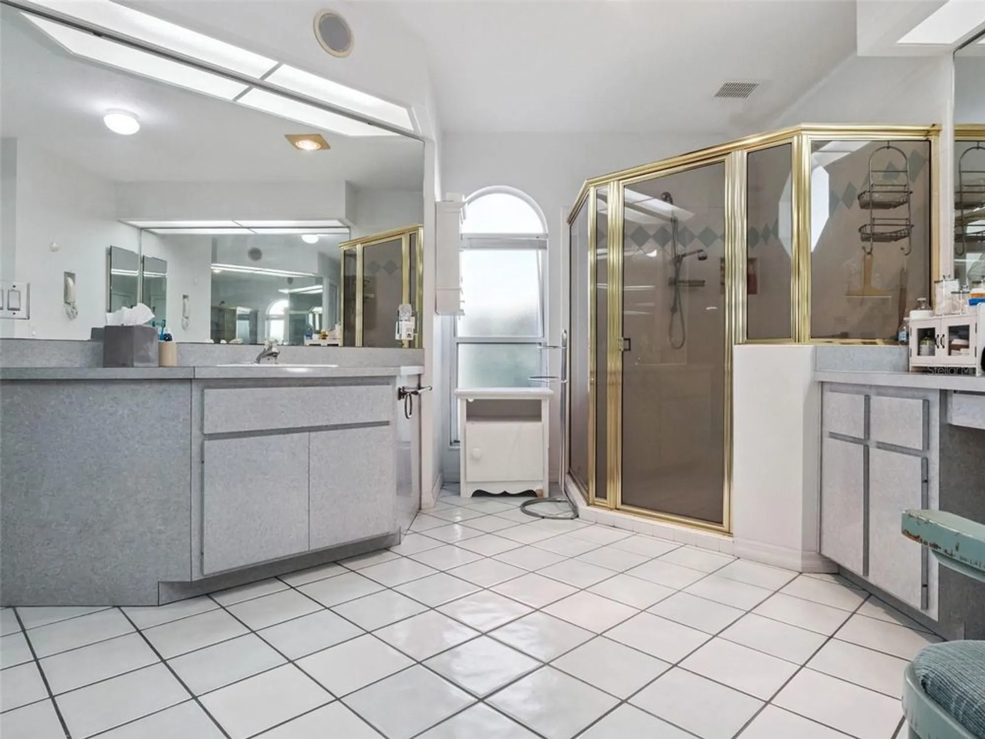 Property Slideshow image 26 of 86 | 5609 rosewall cir, Leesburg, FL, 34748