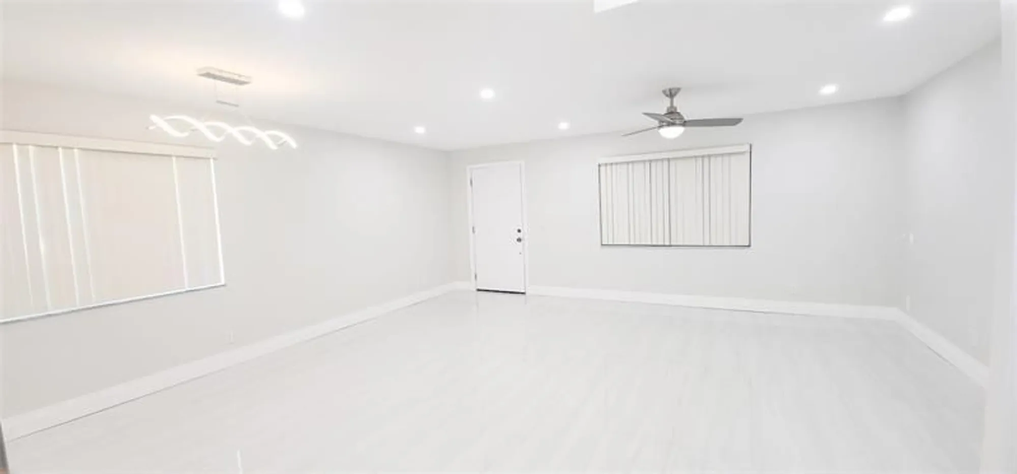 Property Slideshow image 2 of 21 | 343 normandy h # 343, Delray Beach, FL, 33484