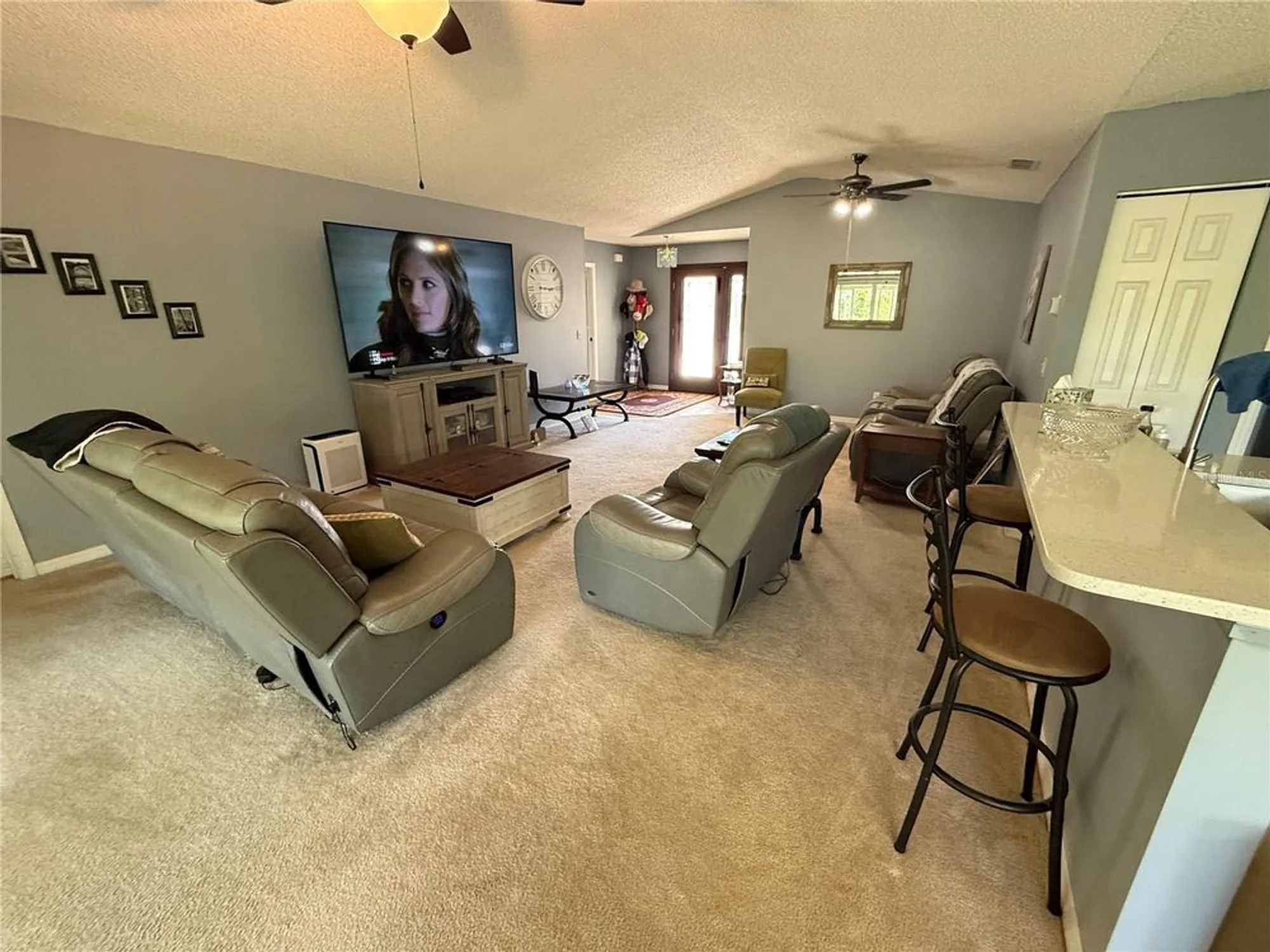 Property Slideshow image 20 of 68 | 32676 oak park dr, Leesburg, FL, 34748